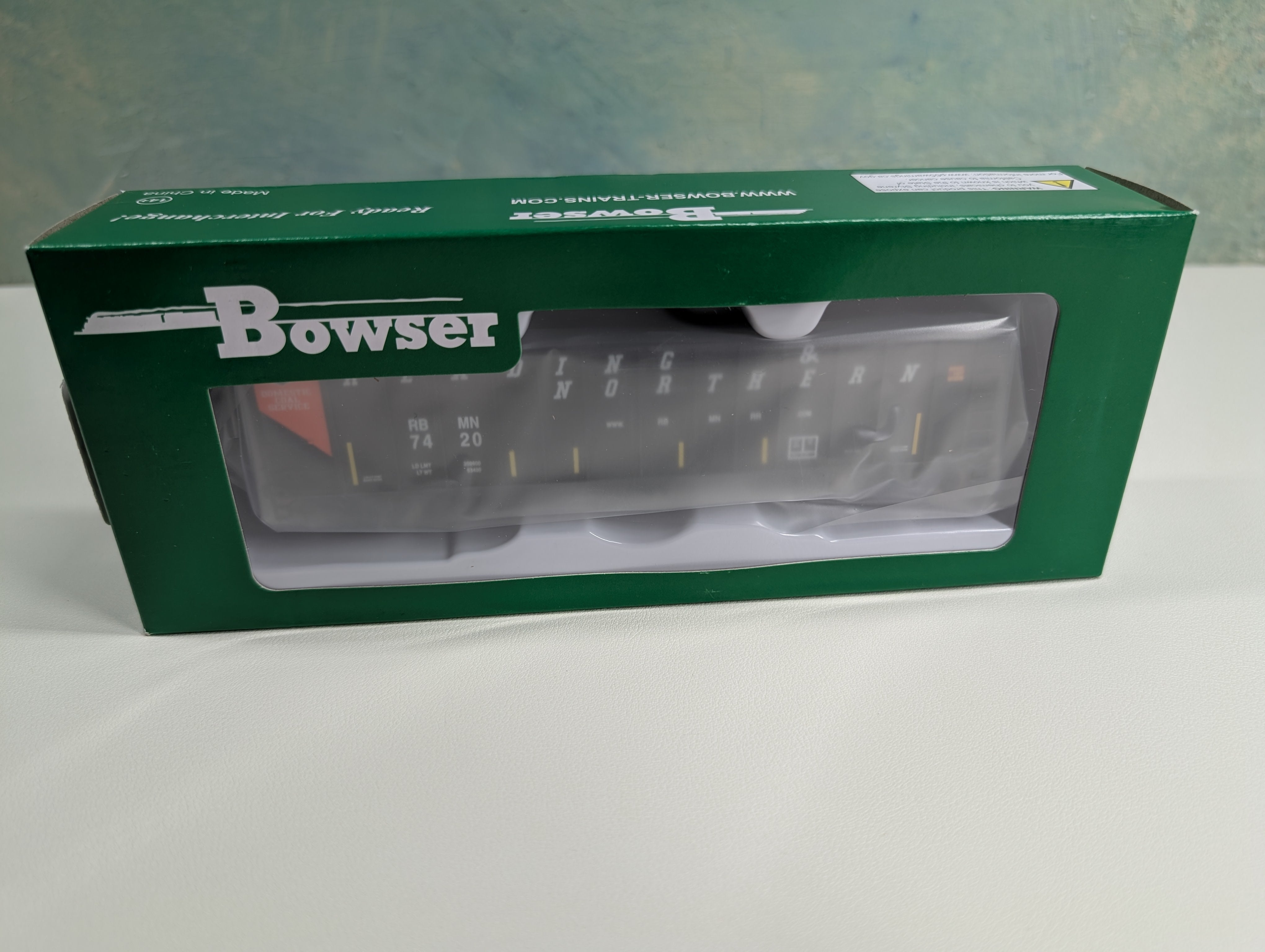 Bowser 43231 HO Scale 100 Ton 4 Bay Hopper Reading & Northern RBMN #7420 Orange Panel