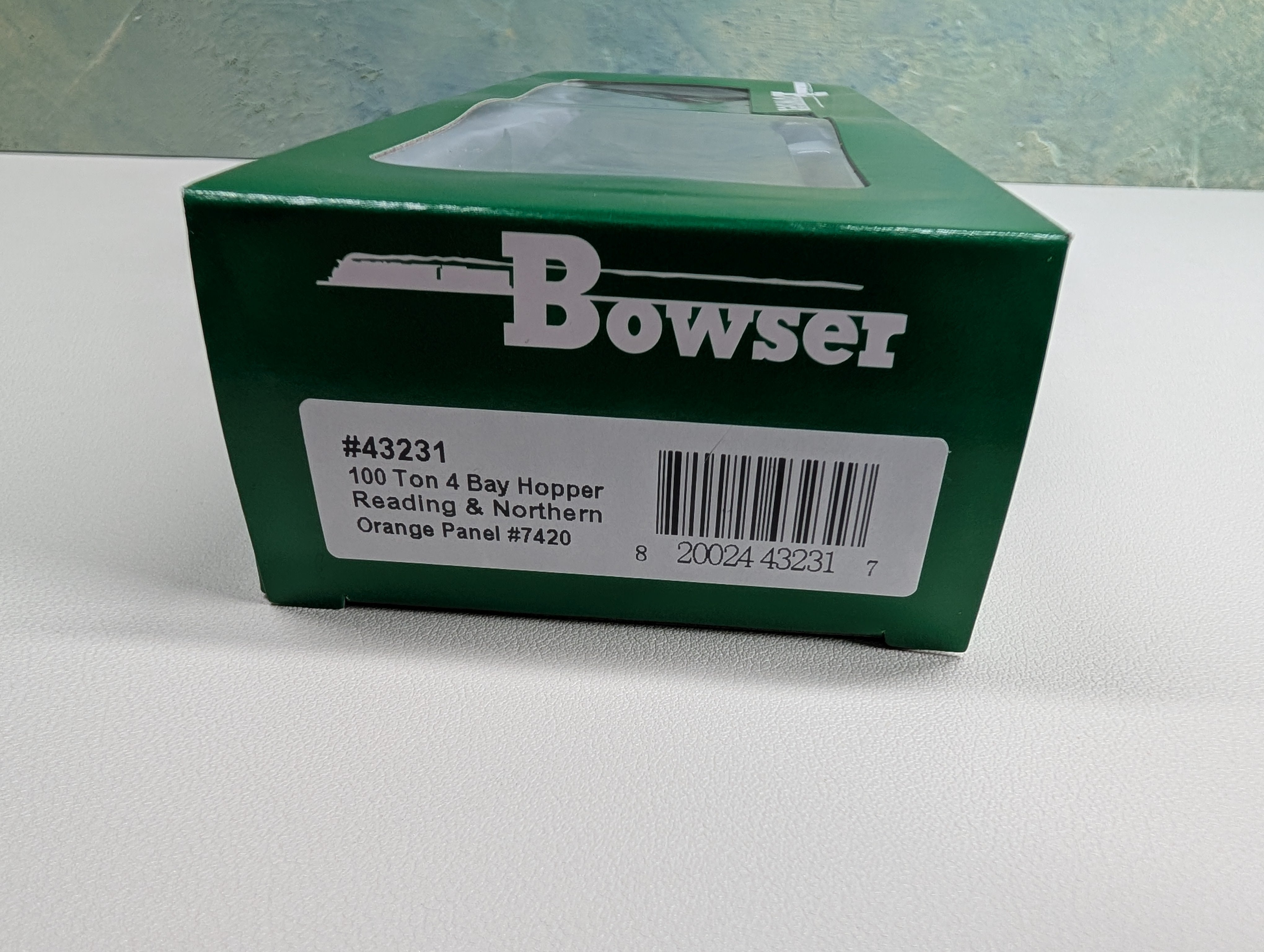 Bowser 43231 HO Scale 100 Ton 4 Bay Hopper Reading & Northern RBMN #7420 Orange Panel