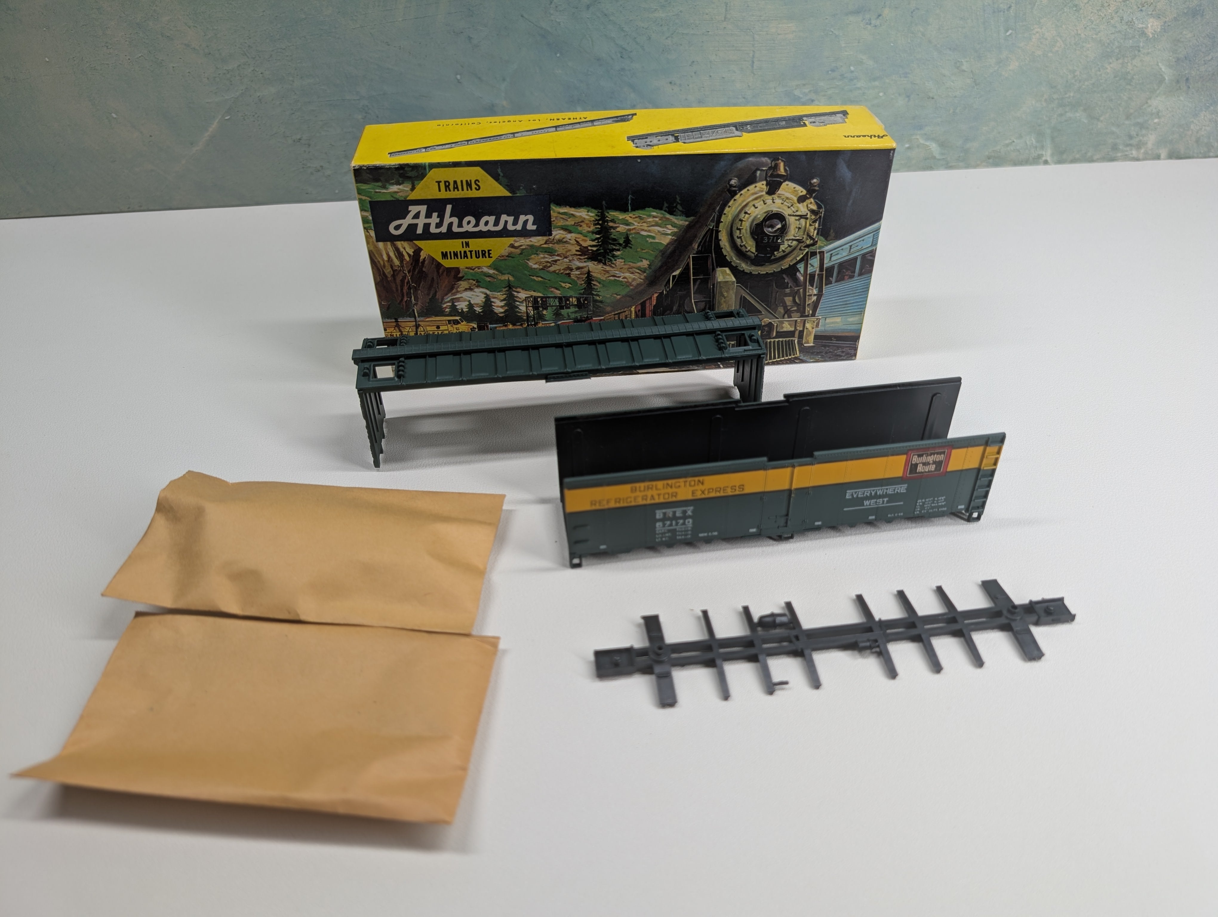 USED Athearn HO Scale 40' Refrigerator Car Burlington BREX #67170