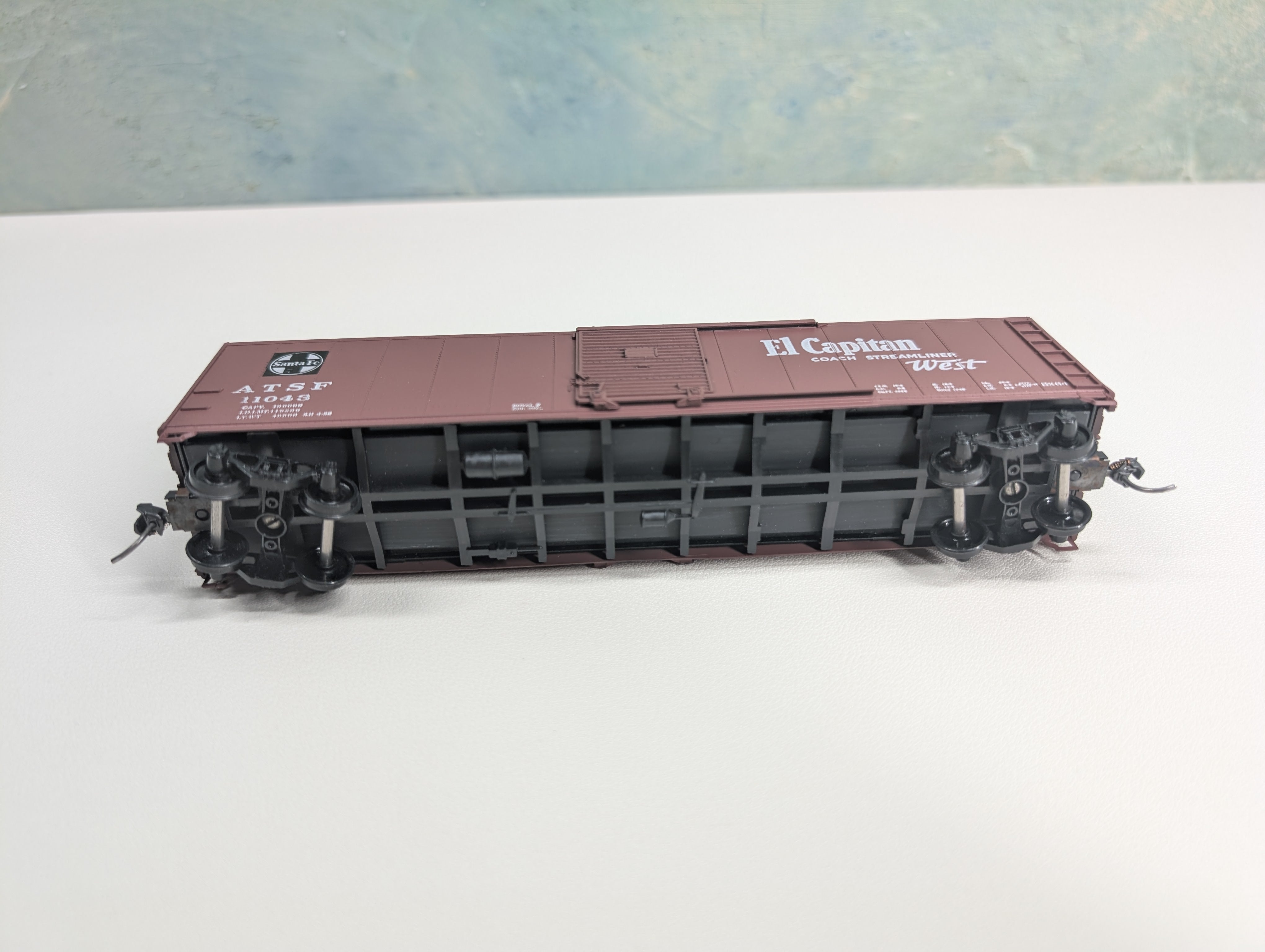 USED Athearn HO Scale 50' Box car Santa Fe ATSF #11043