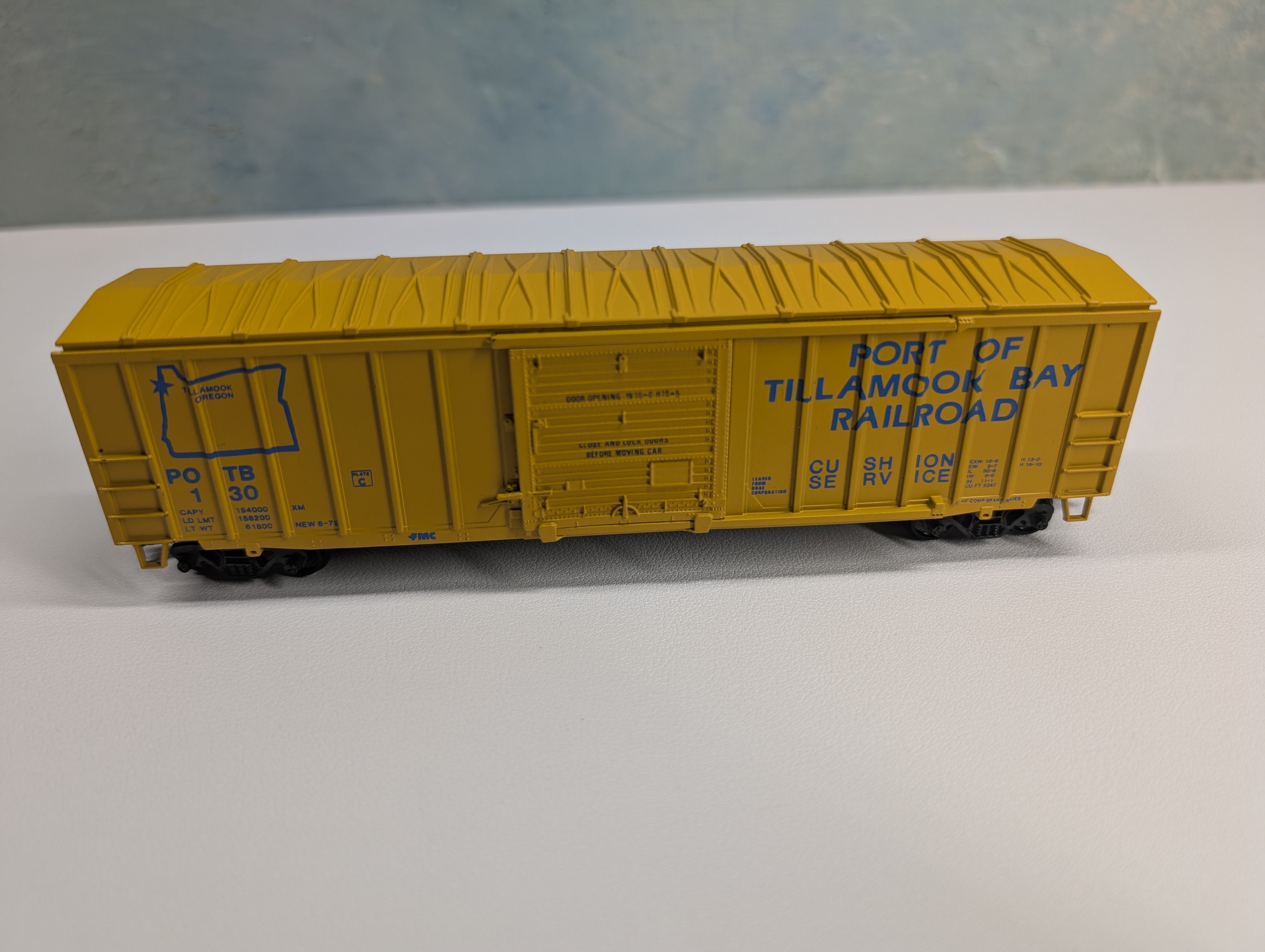 USED Athearn HO Scale 50' Box car Port of Tillamook Bay POTB #130 Bev-Bel