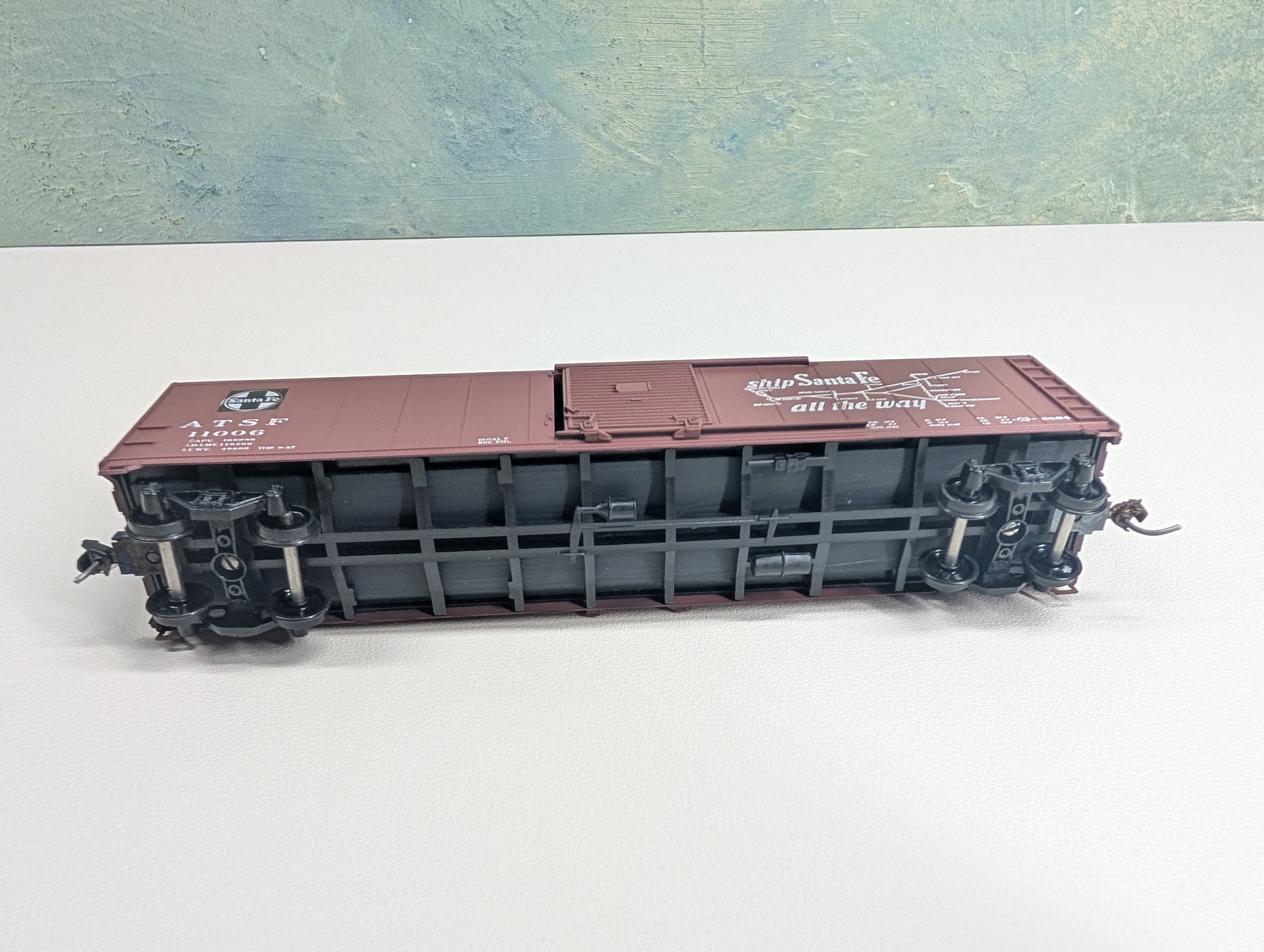USED Athearn HO Scale 50' Box car Santa Fe ATSF #11006