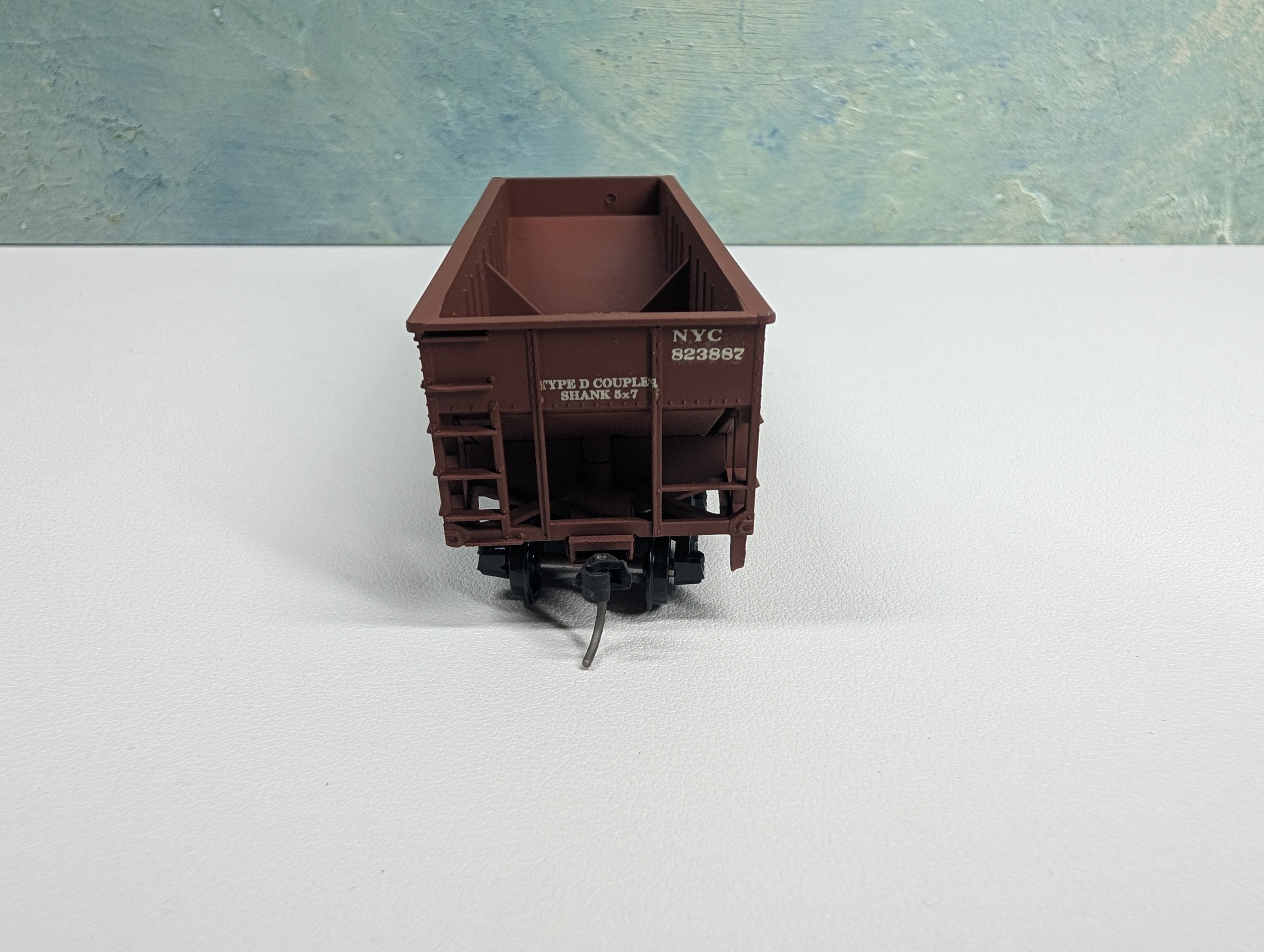 USED Athearn HO Scale 2 Bay Hopper New York Central NYC #823887 Decal