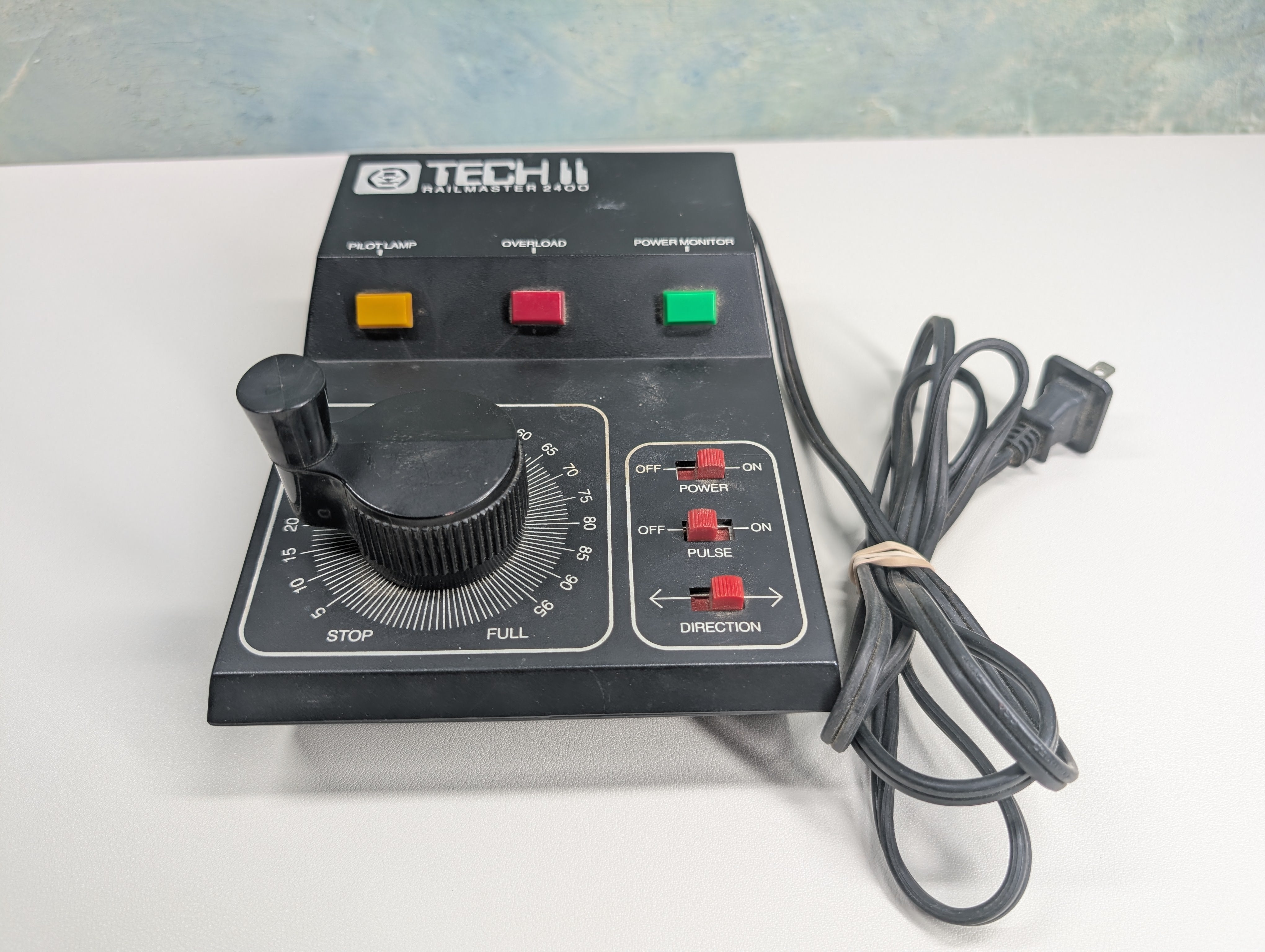 USED MRC MULTI Scale Tech 2 Railmaster 2400 Hobby Transformer (HO & N) Tested