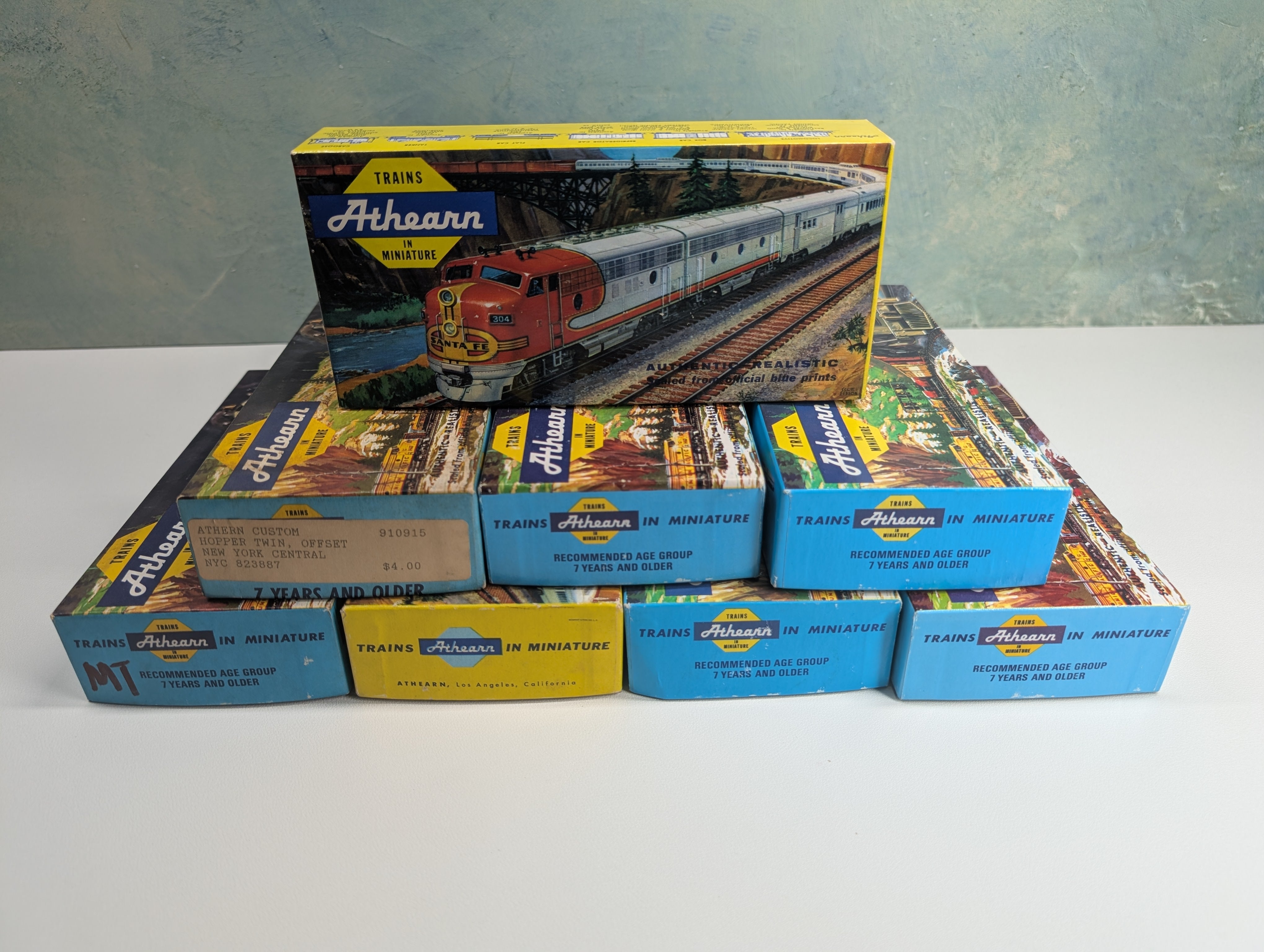 USED Athearn HO Scale Empty Boxes for Storage (8 pcs)
