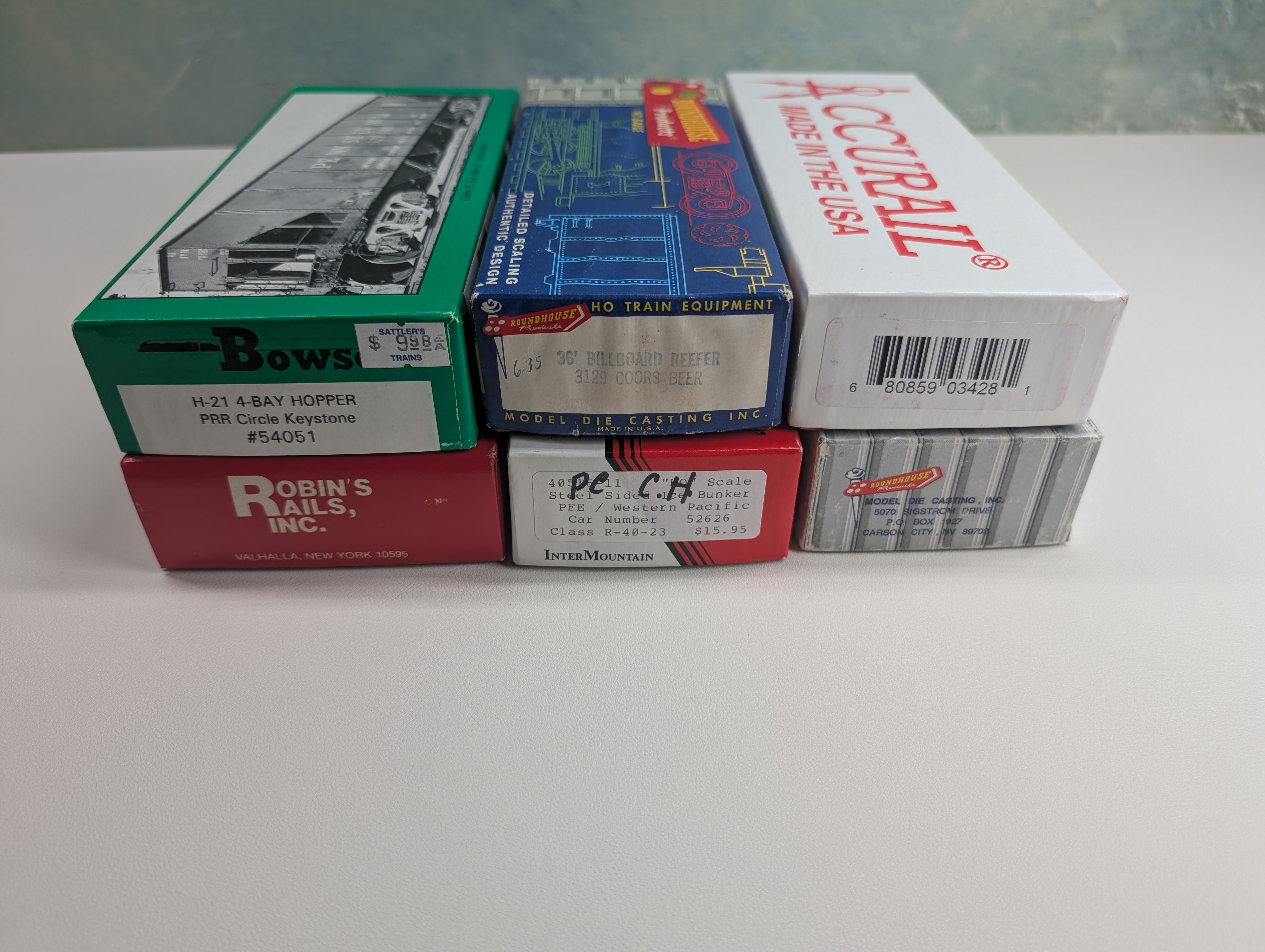 USED HO Scale Empty Boxes for Storage (6 pcs)