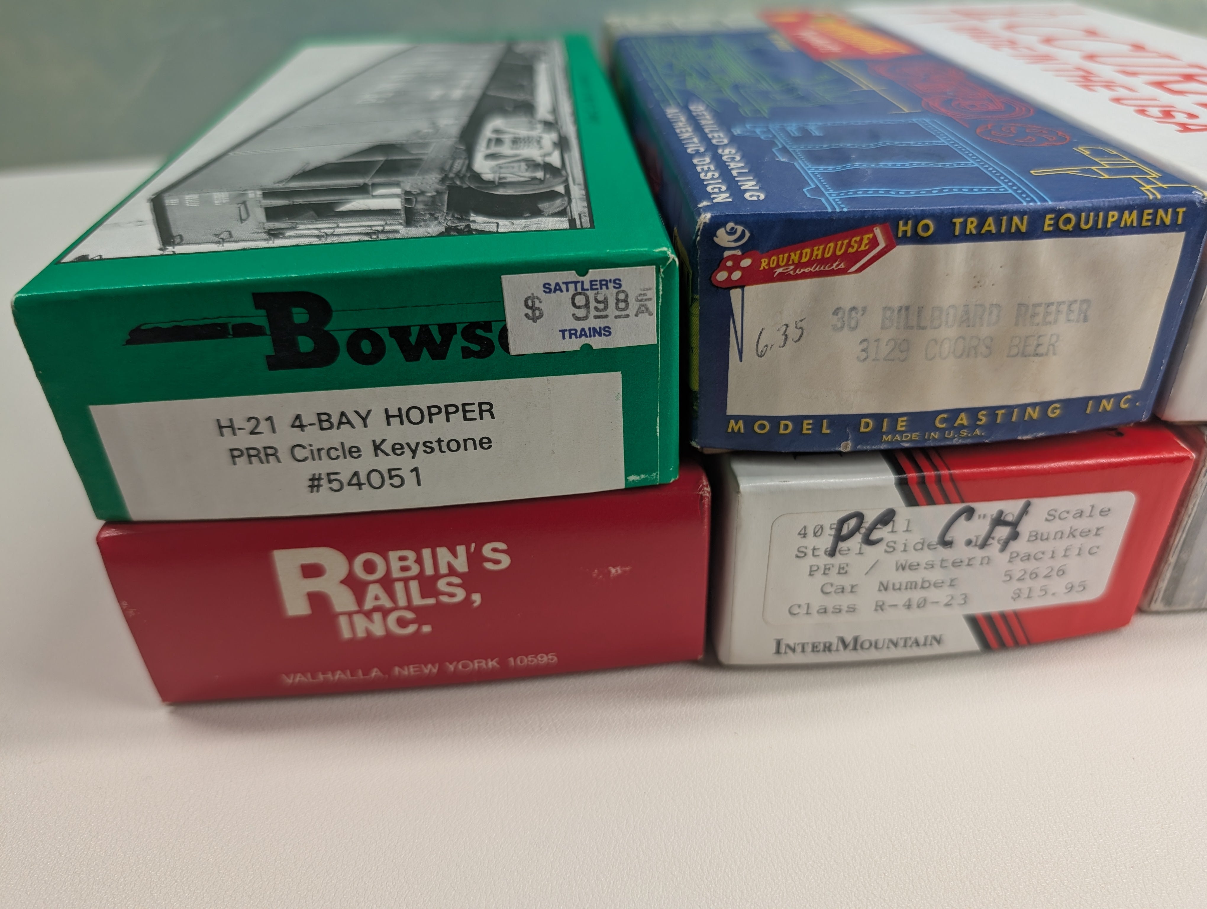 USED HO Scale Empty Boxes for Storage (6 pcs)