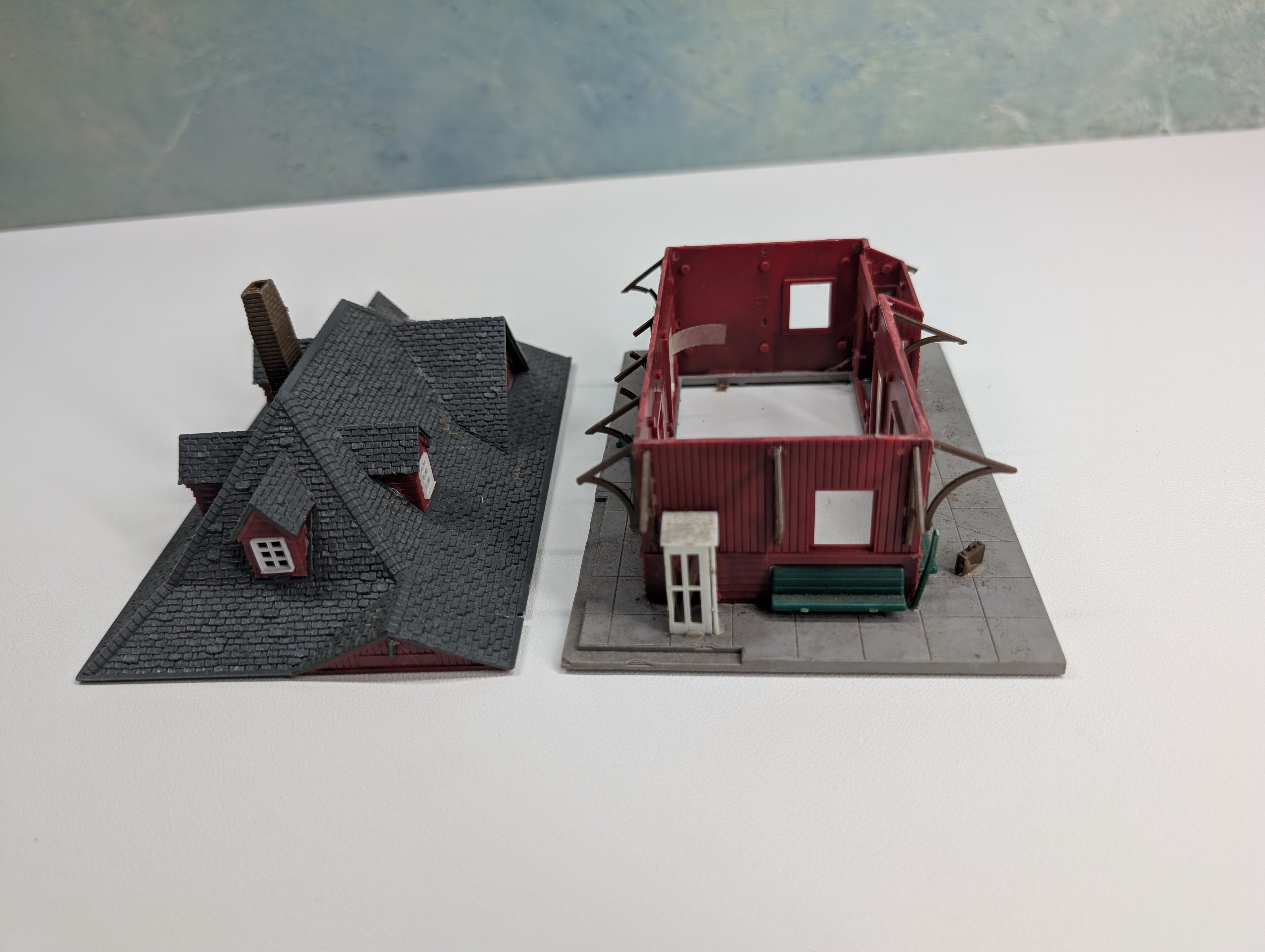 USED HO Scale Freight Station