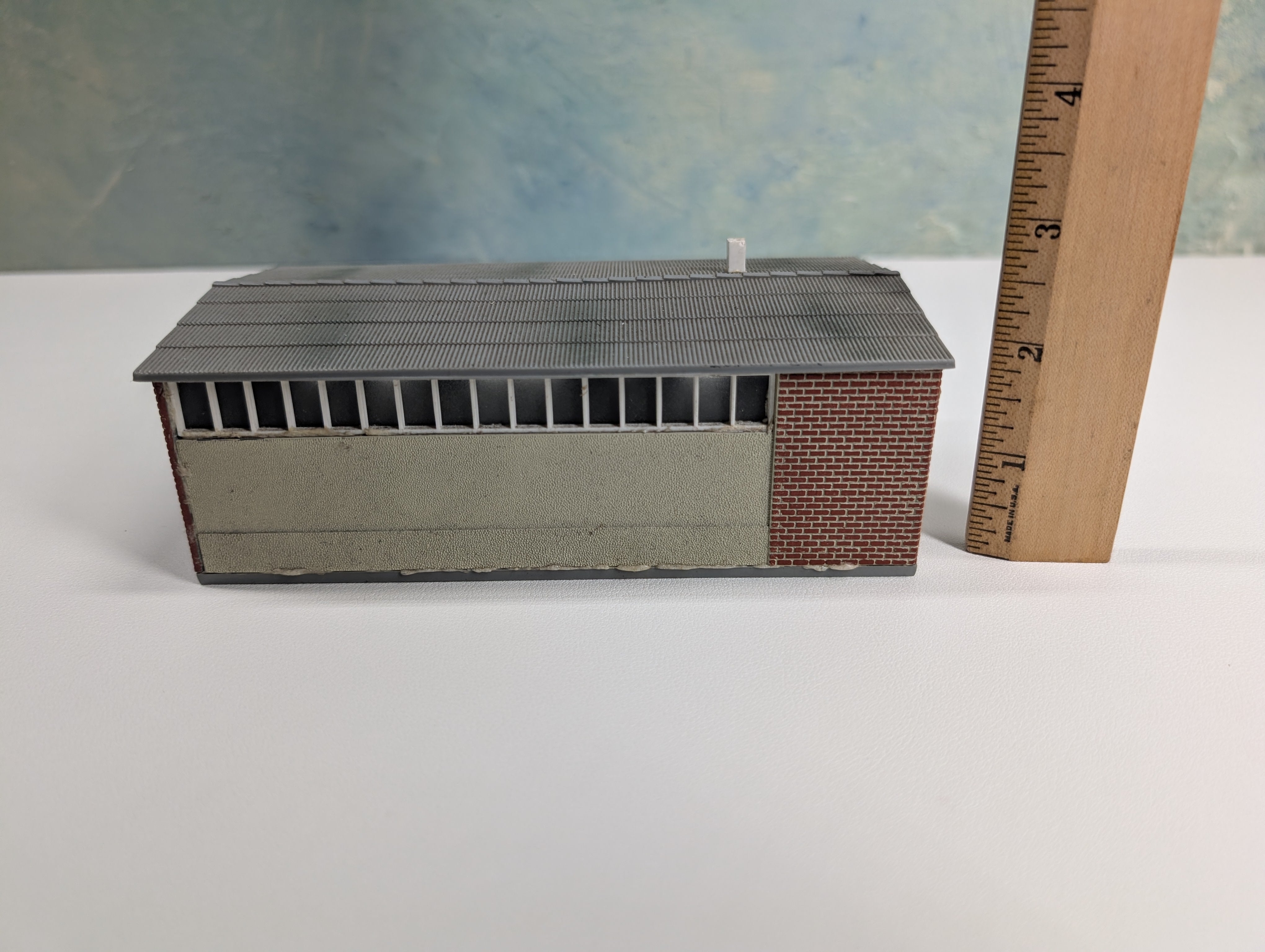 USED Vollmer 553 HO Scale Brick Warehouse