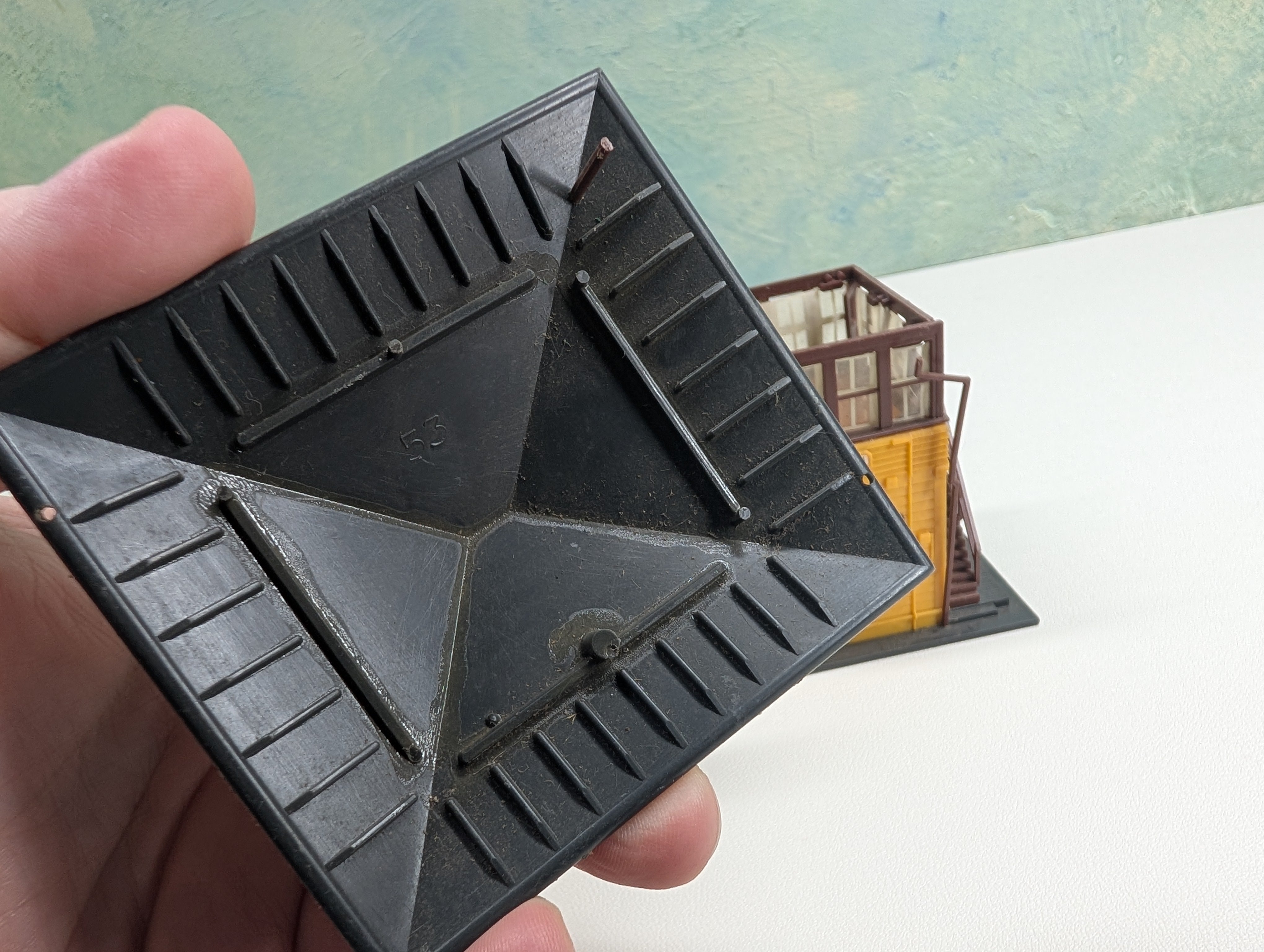 USED REVELL HO Scale Junction Tower