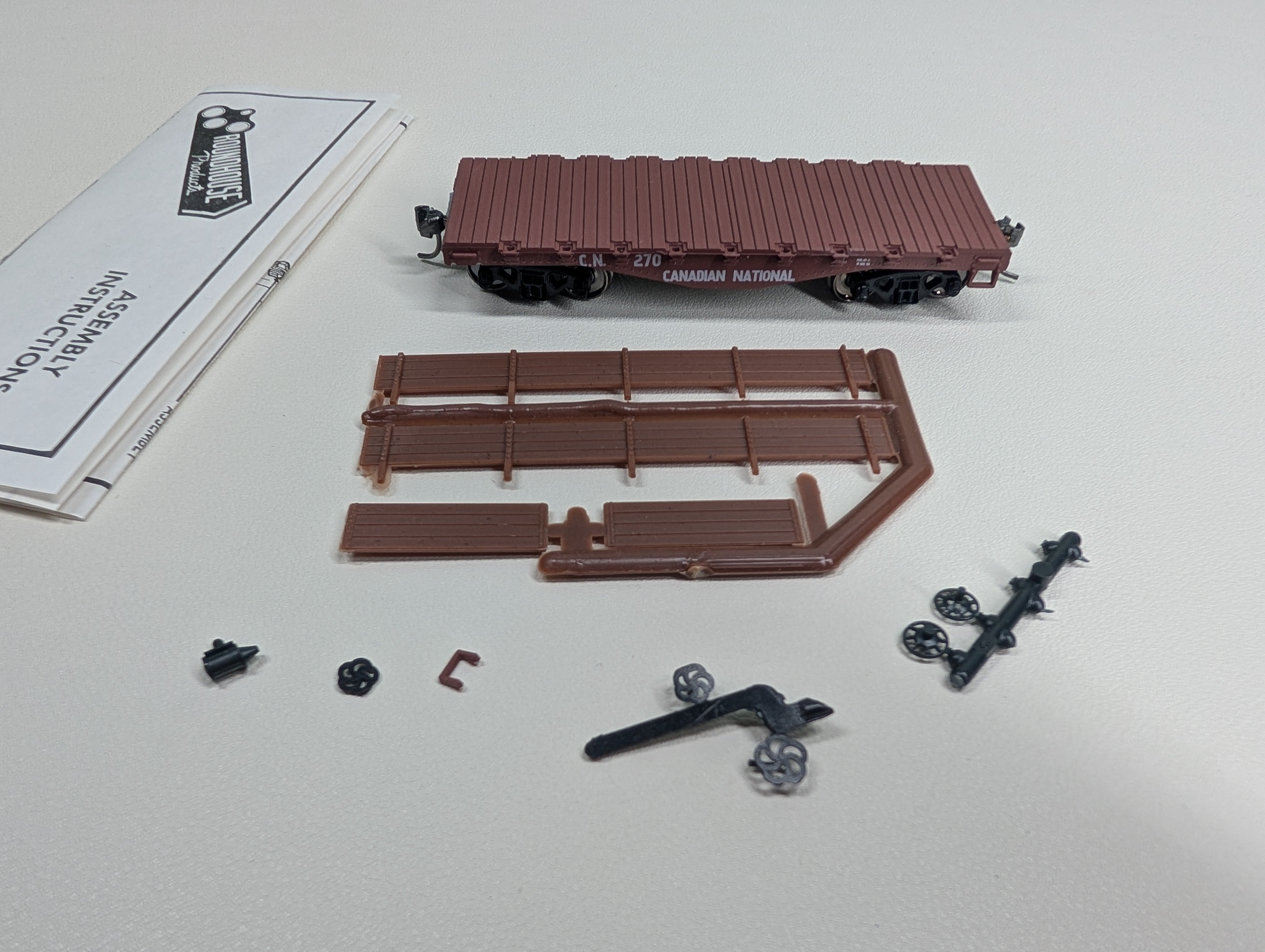 USED Roundhouse HO Scale Flat Car Gondola Canadian National CN #270