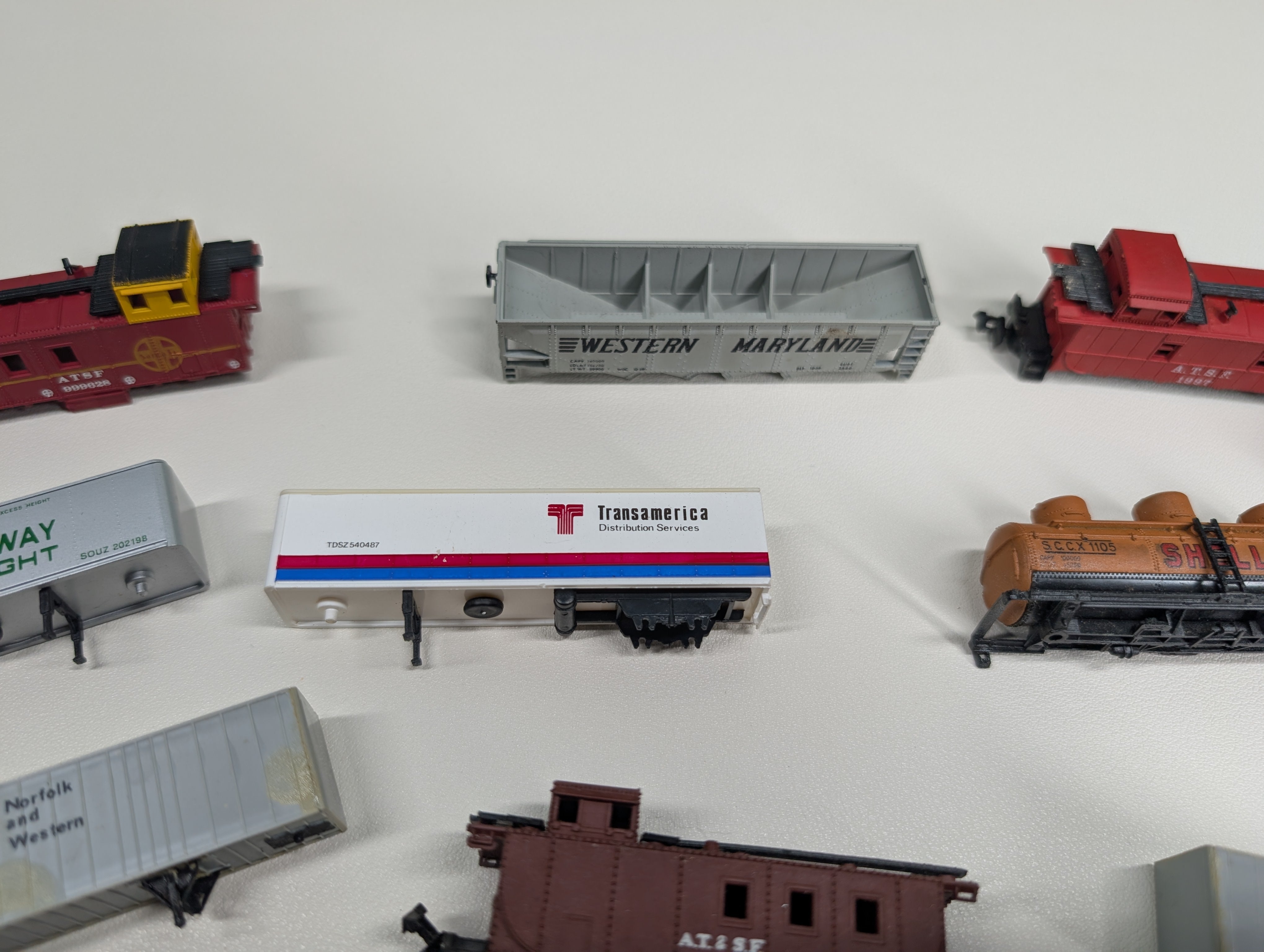 USED N Scale Lot of Hoppers, Trailers and more for Parts/Repairs