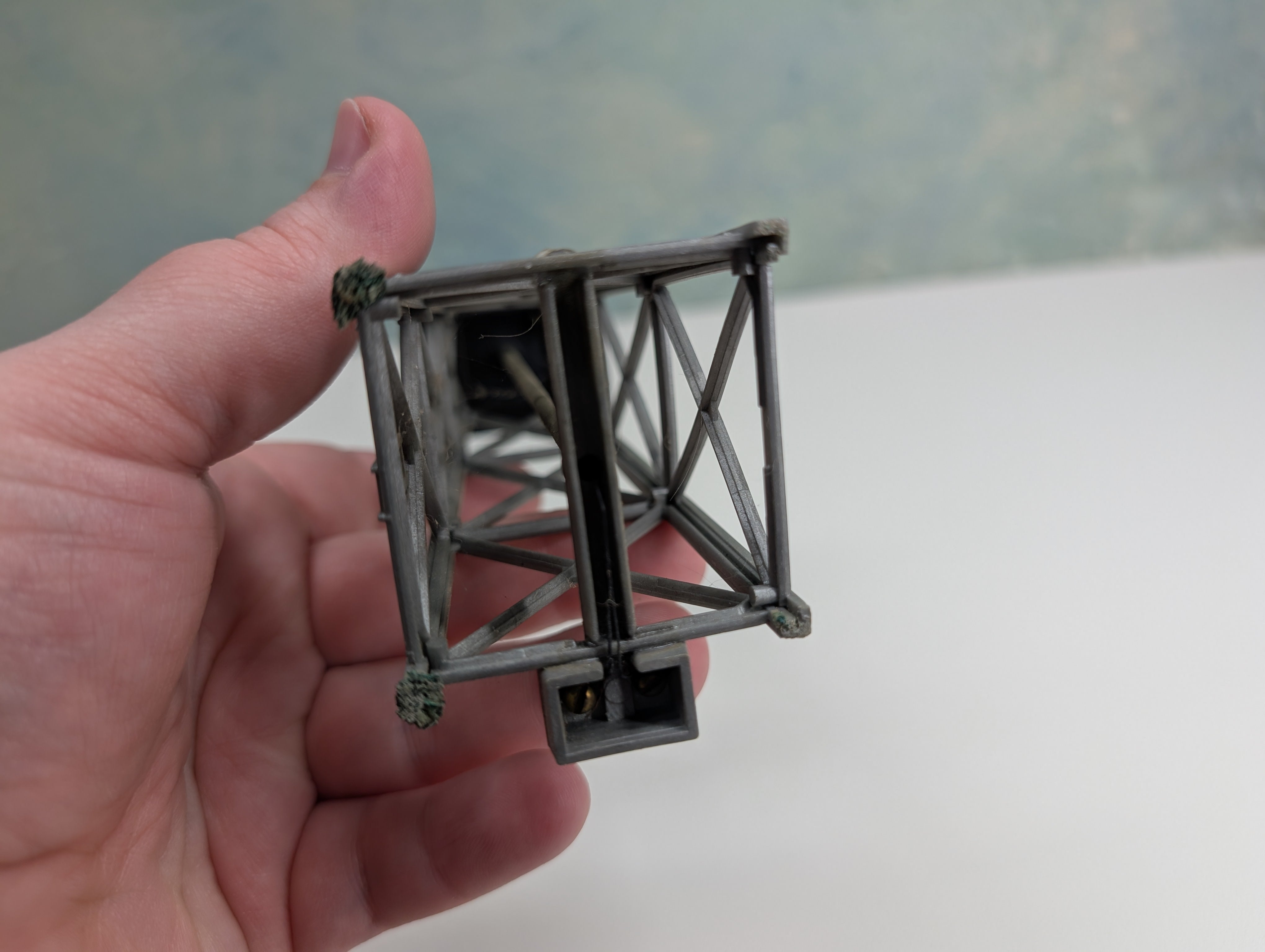 USED HO Scale Spotlight Tower