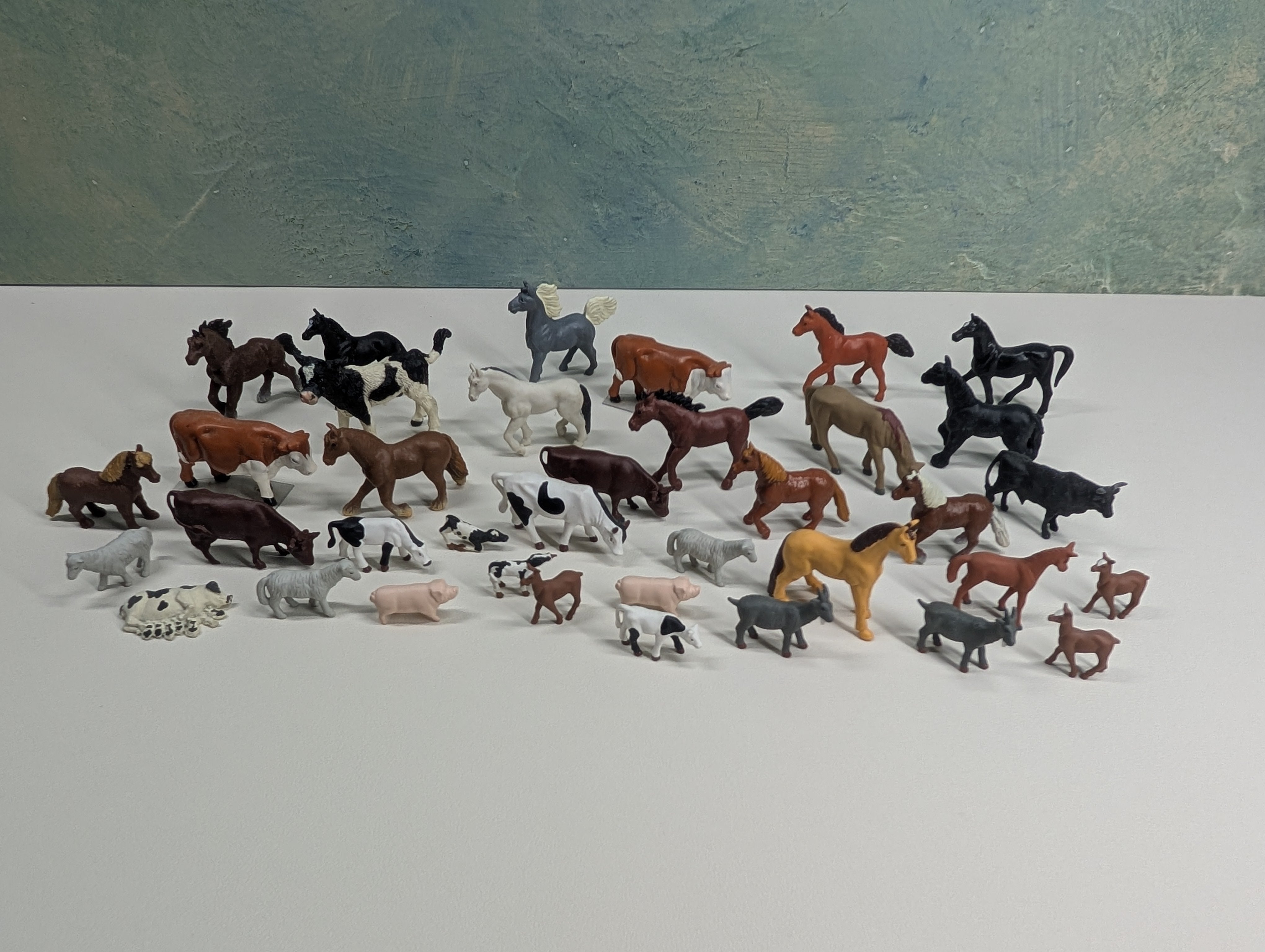 USED O Lot of Animals, Farm Animals (30+ pcs)