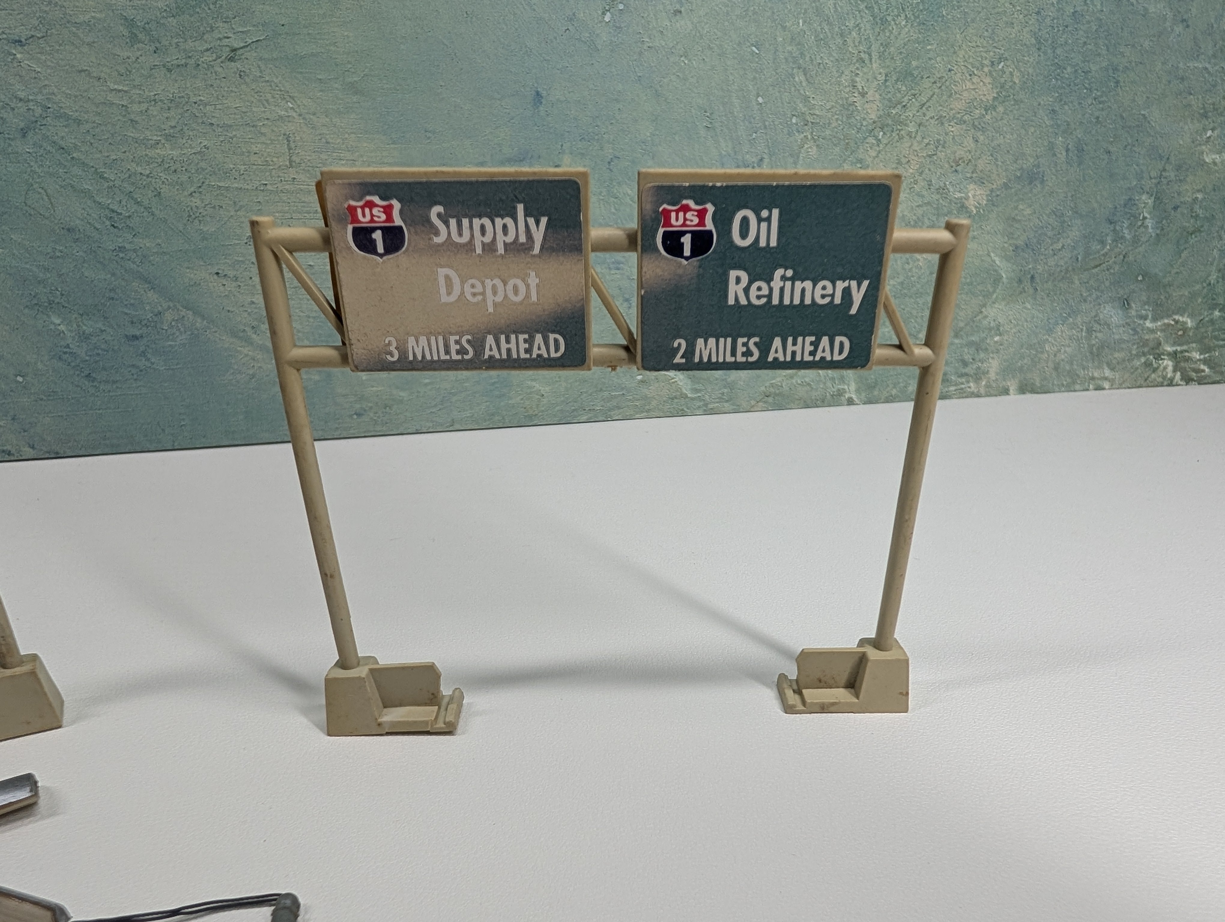 USED HO Scale Lot of Highway Signs