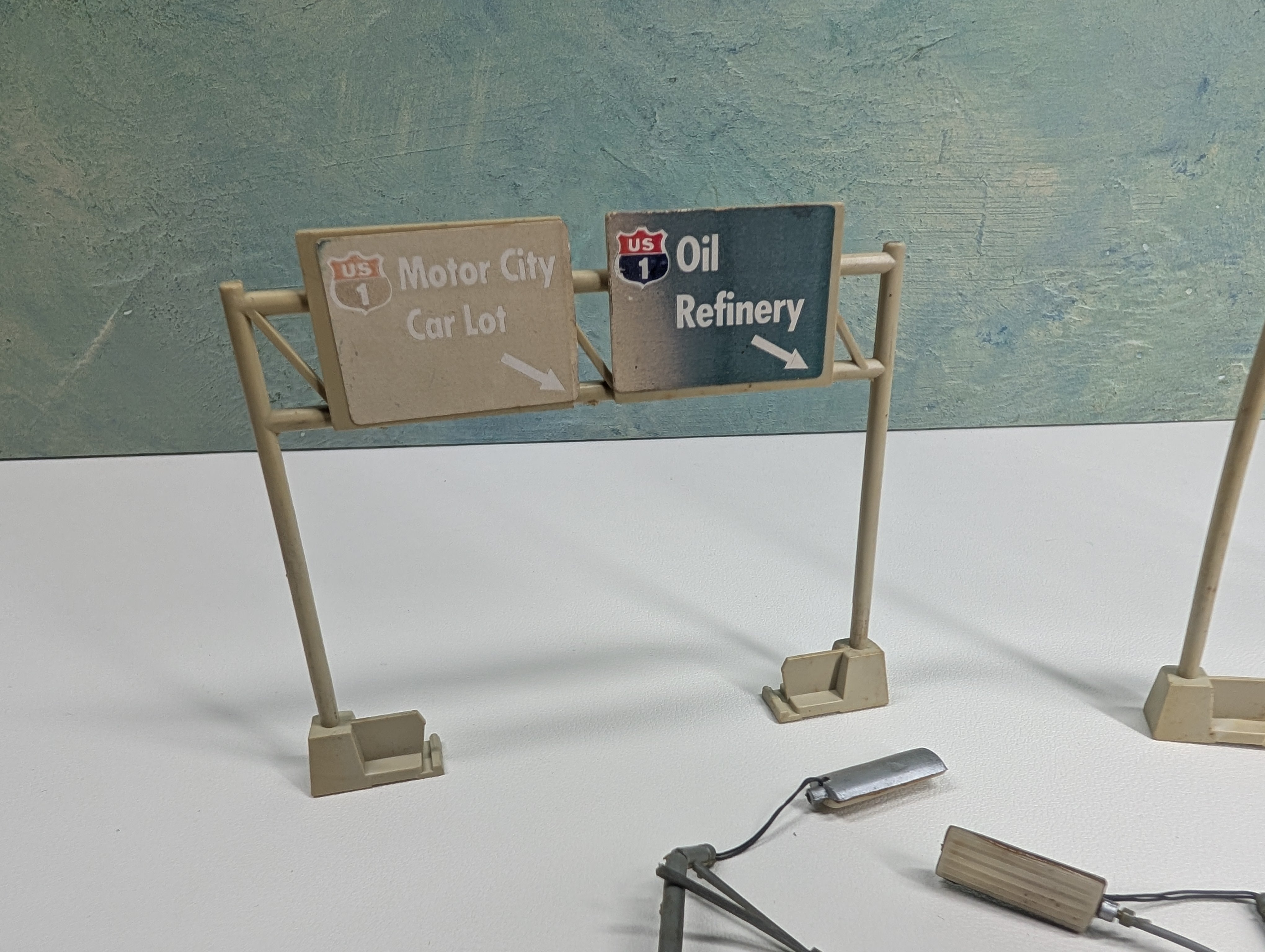 USED HO Scale Lot of Highway Signs