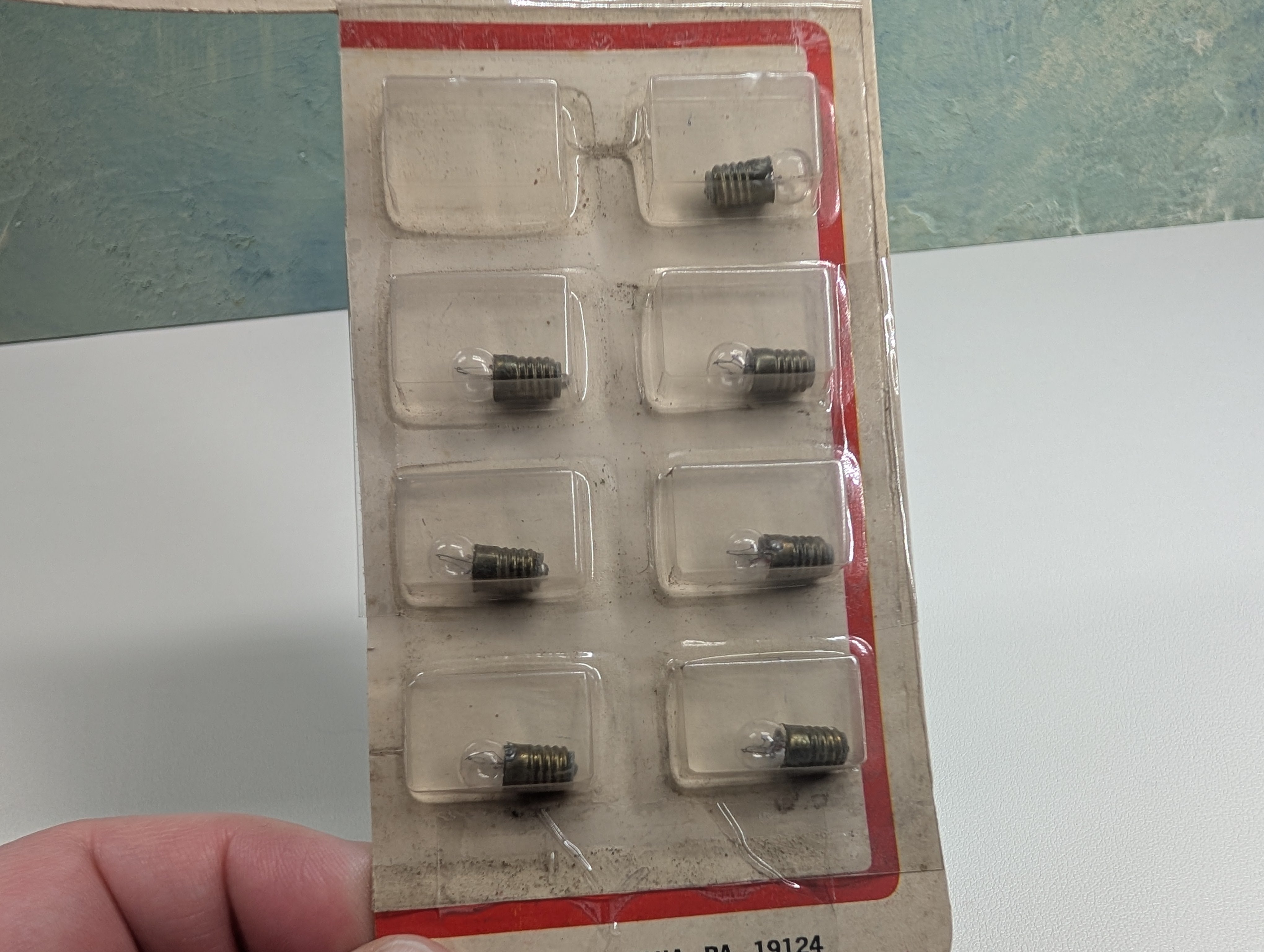 USED Bachmann N Scale Replacement 16V Lamp Bulbs (7 pcs)