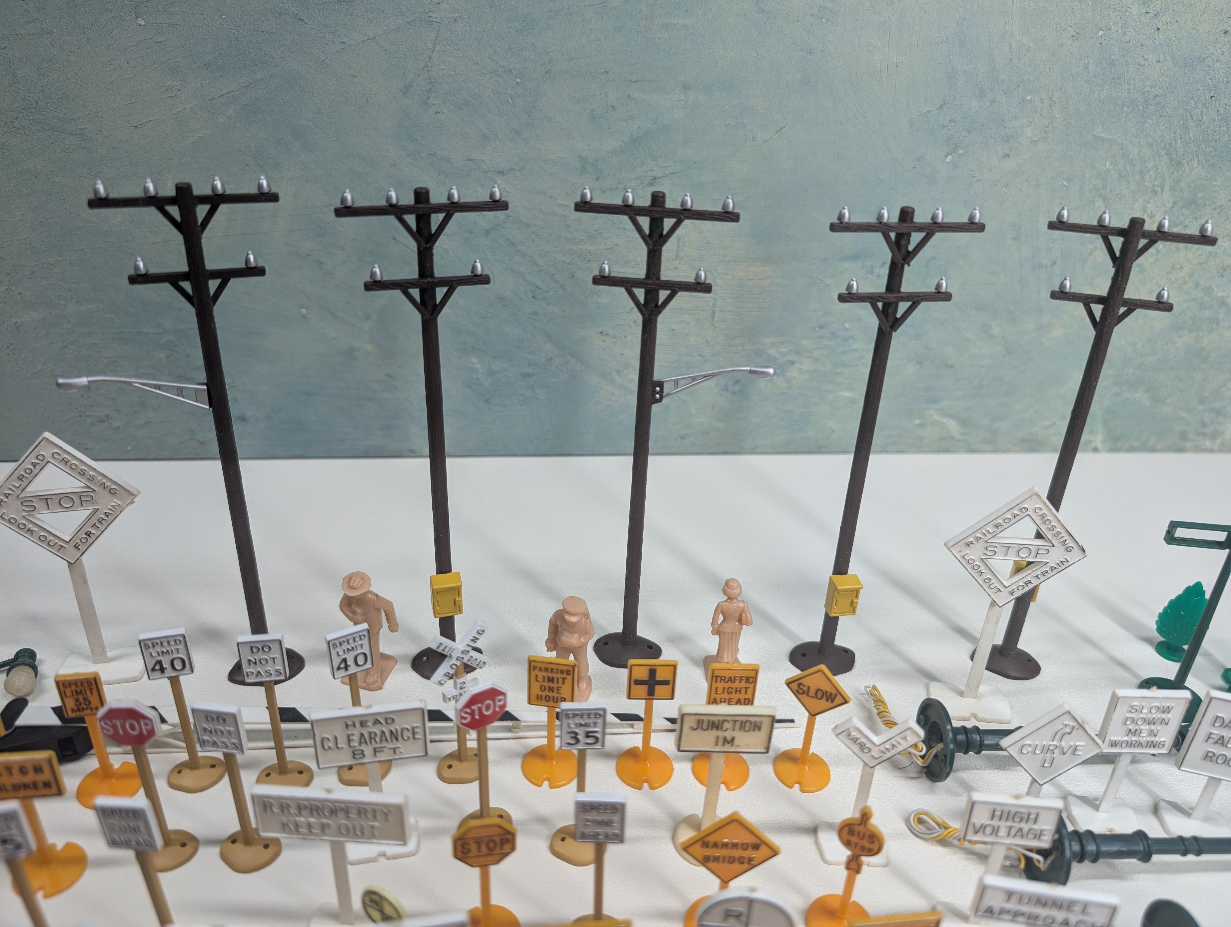 USED O Lot of RR Signs, Telephone Poles and more Details