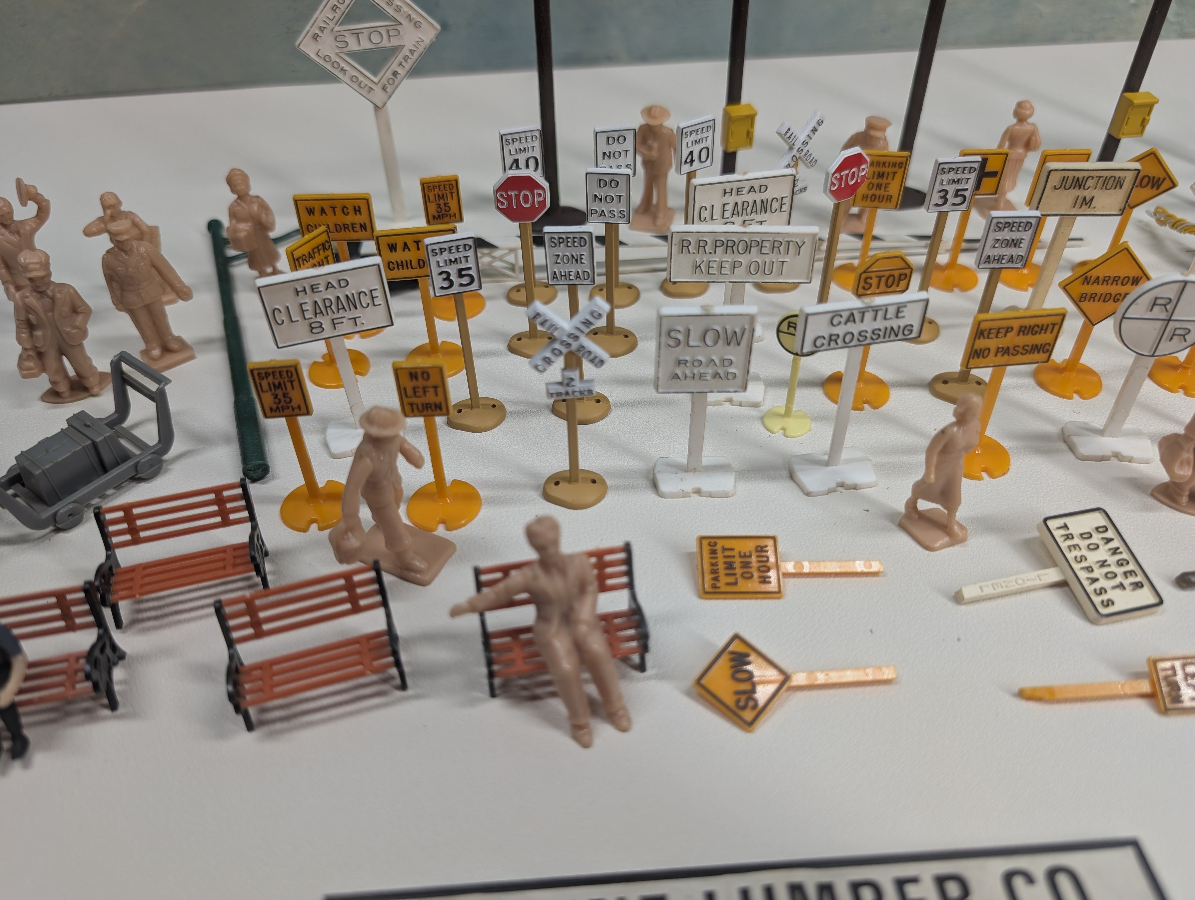 USED O Lot of RR Signs, Telephone Poles and more Details