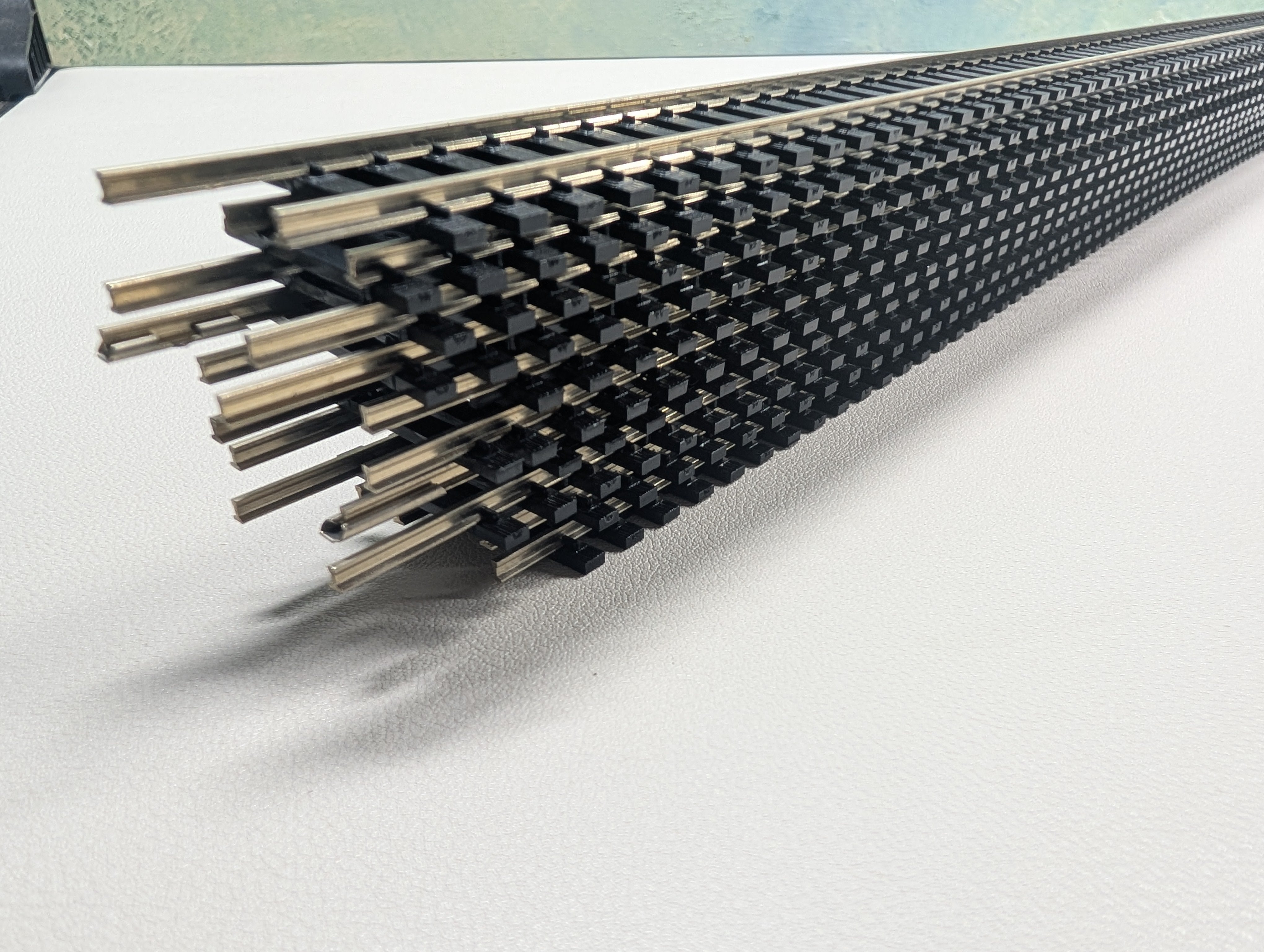 USED Atlas HO Scale Flex Track, Code 100 (10 pcs)