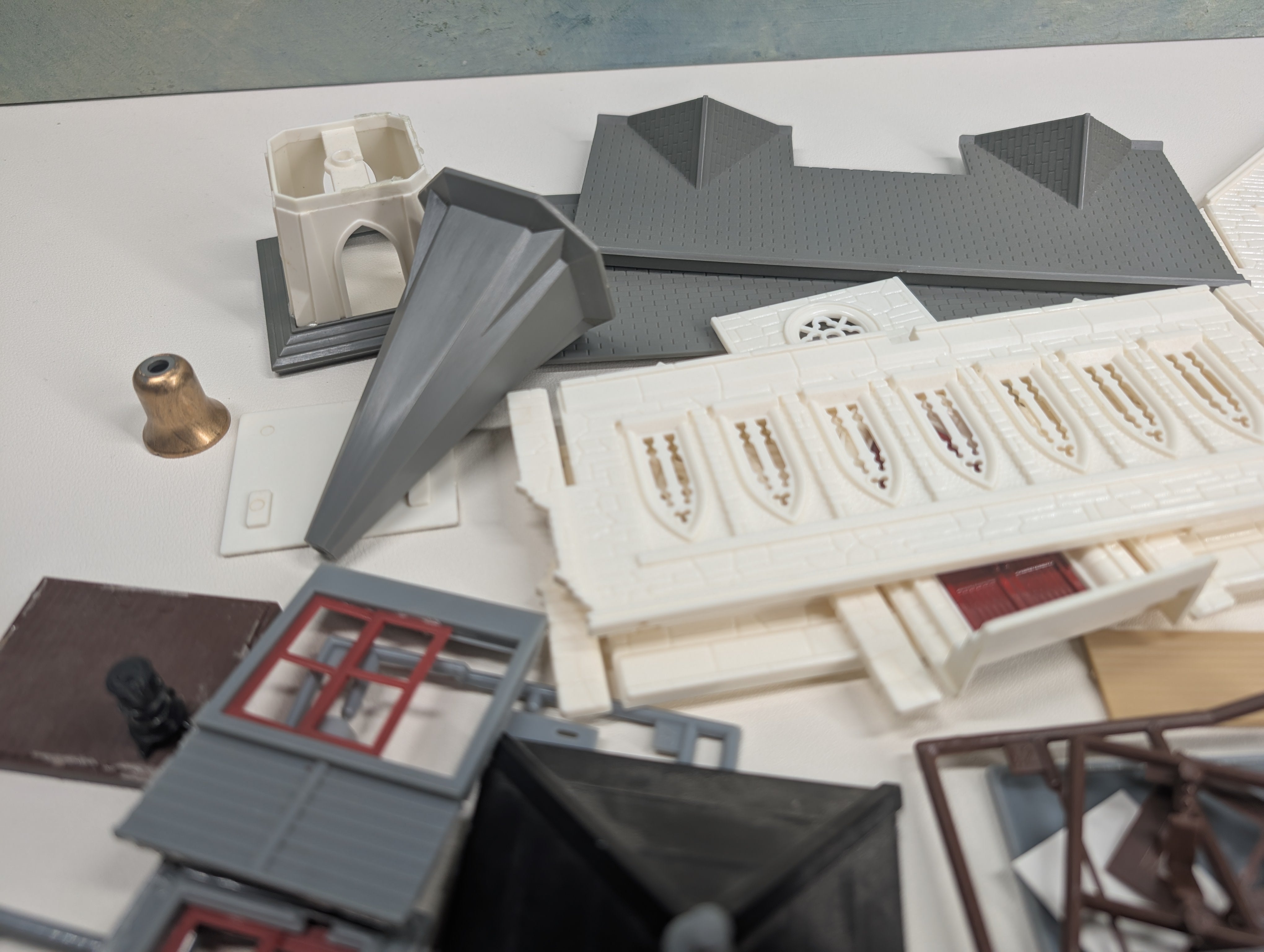 USED O Lot of Various Building Parts for Scratch Building and More