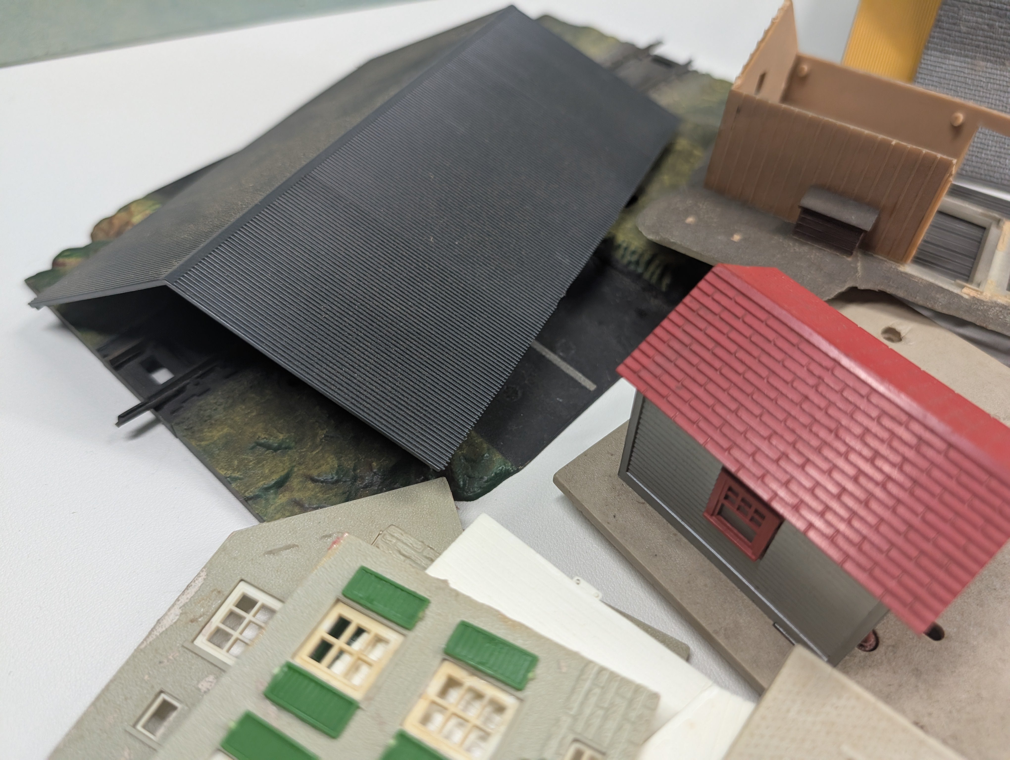 USED HO Scale Lot of Various Building Parts / Pieces, Scratch Building Parts