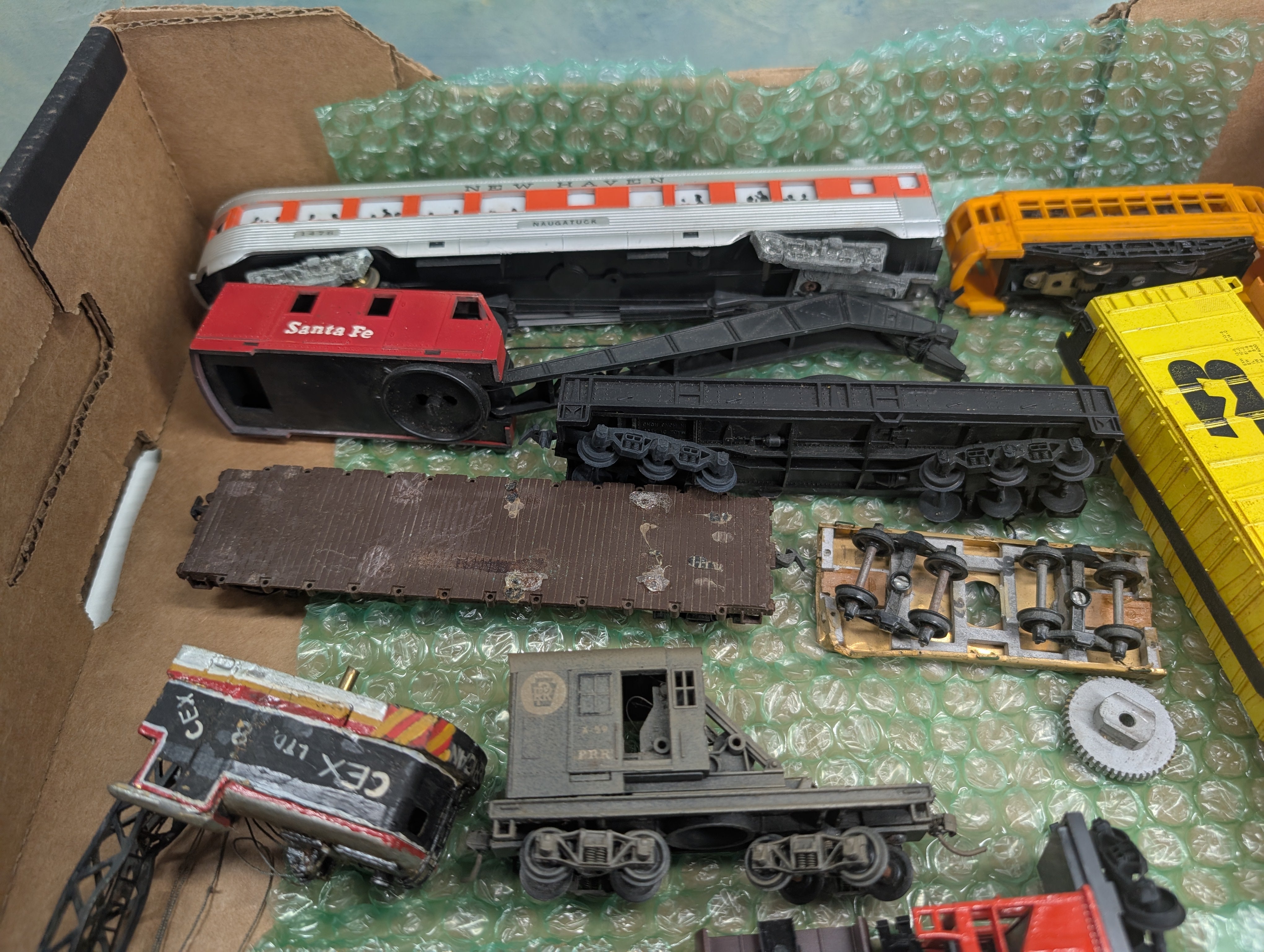 USED HO Scale Lot of Box Cars, Passenger Cars & Cranes, Trucks for Parts/Repairs