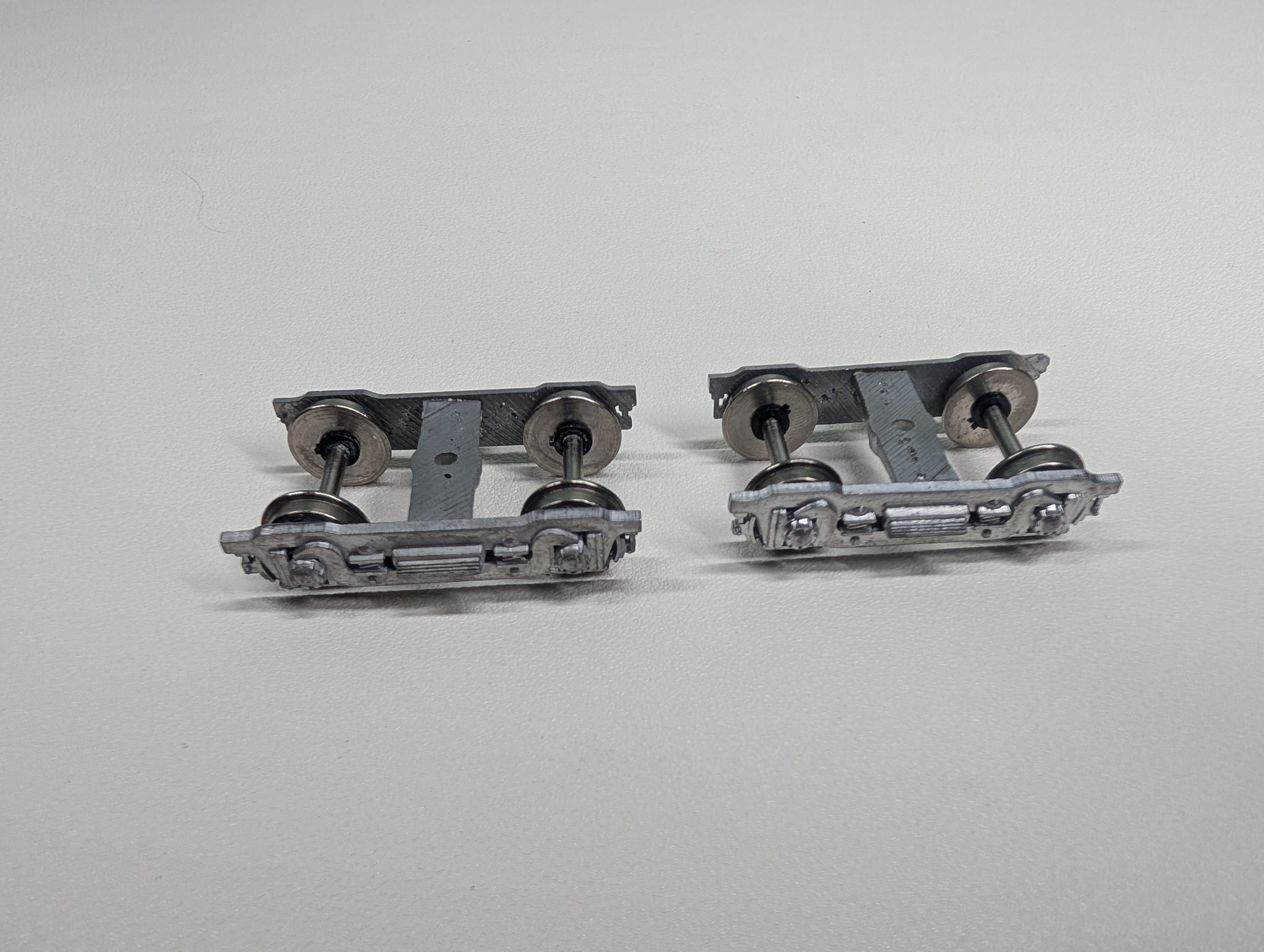 USED Cape Line Models #T-50 HO Scale 36" Metal Trucks Commonwealth