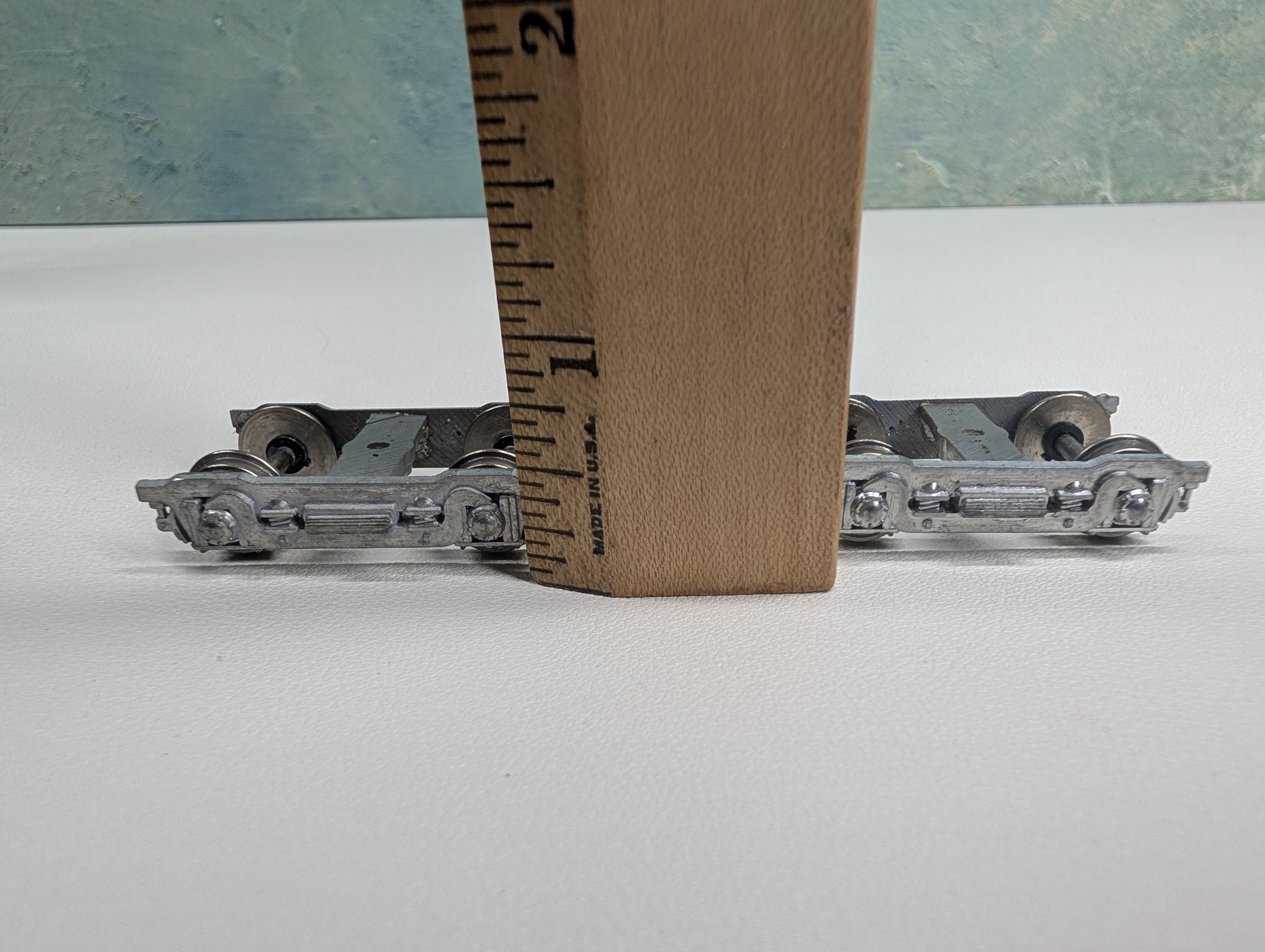 USED Cape Line Models #T-50 HO Scale 36" Metal Trucks Commonwealth