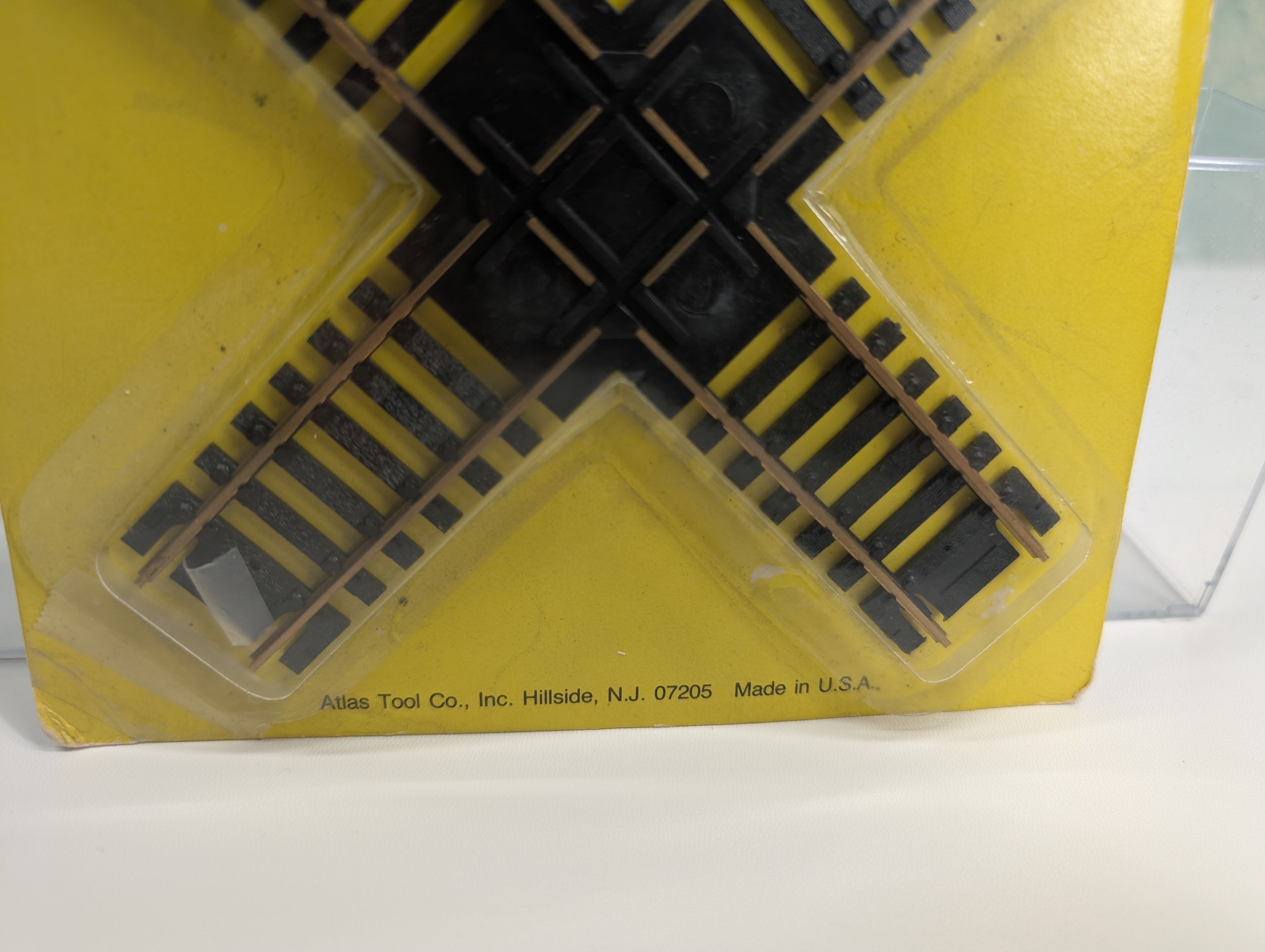 USED Atlas 41 HO Scale 90 Degree Crossing, Brass, Code 100