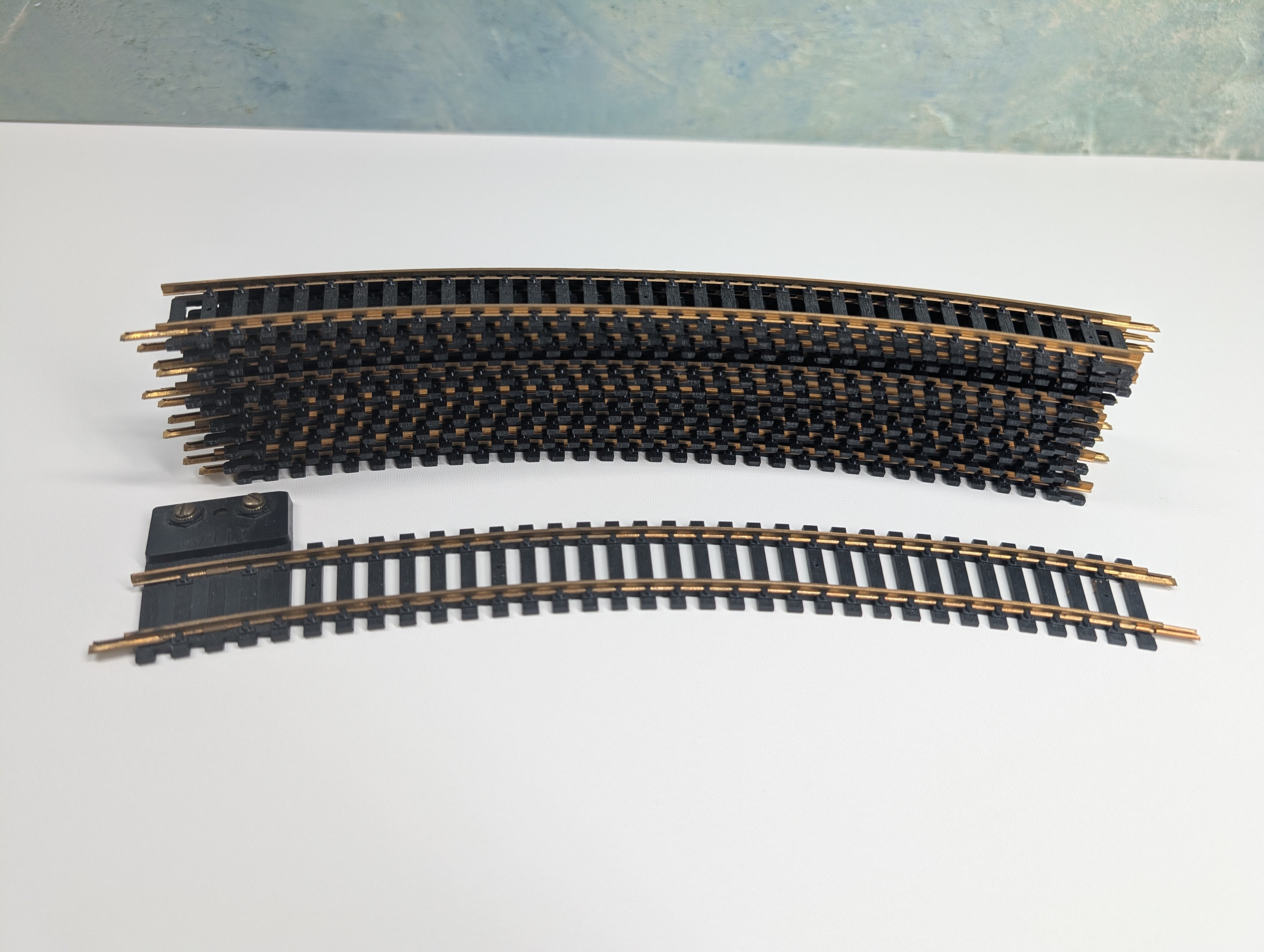 USED Atlas HO Scale Complete 18" Radius Circle w/ Terminal Code 100 Brass Track (12 pcs)