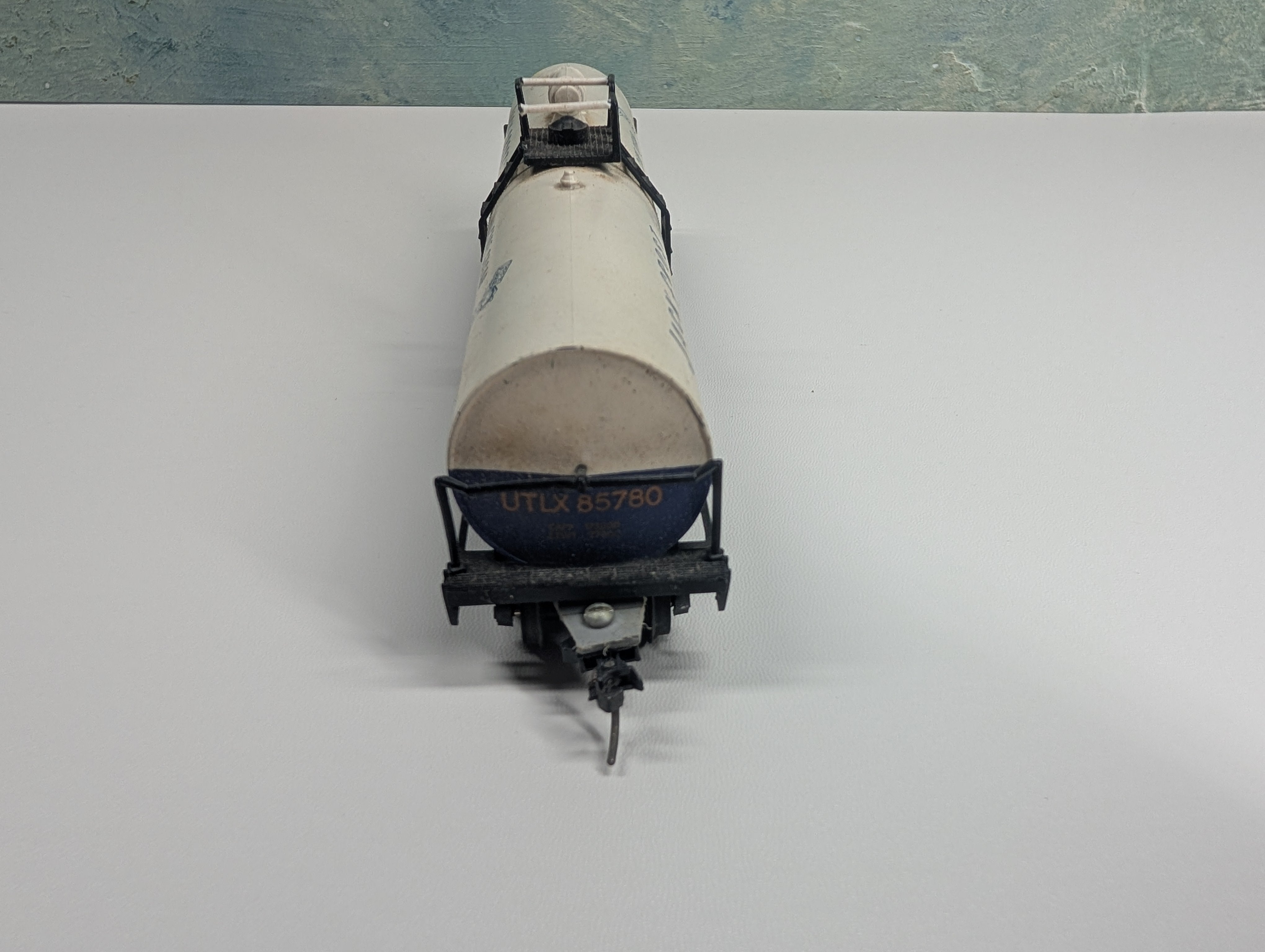 USED AHM HO Scale Tank Car Jack Frost Cane Sugar UTLX #85780