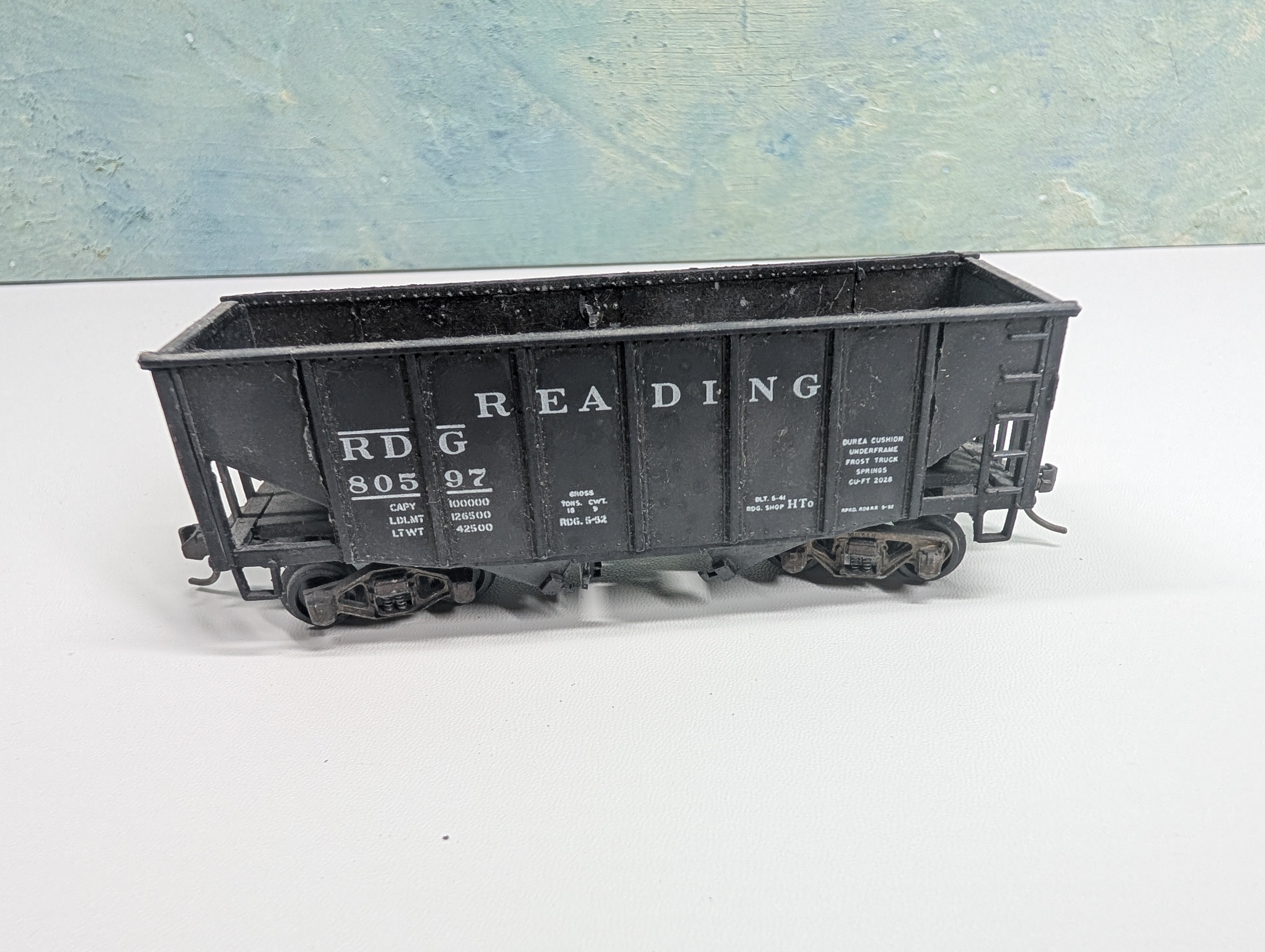 USED Ulrich HO Scale 2 Bay Hopper Reading RDG #80597 Metal