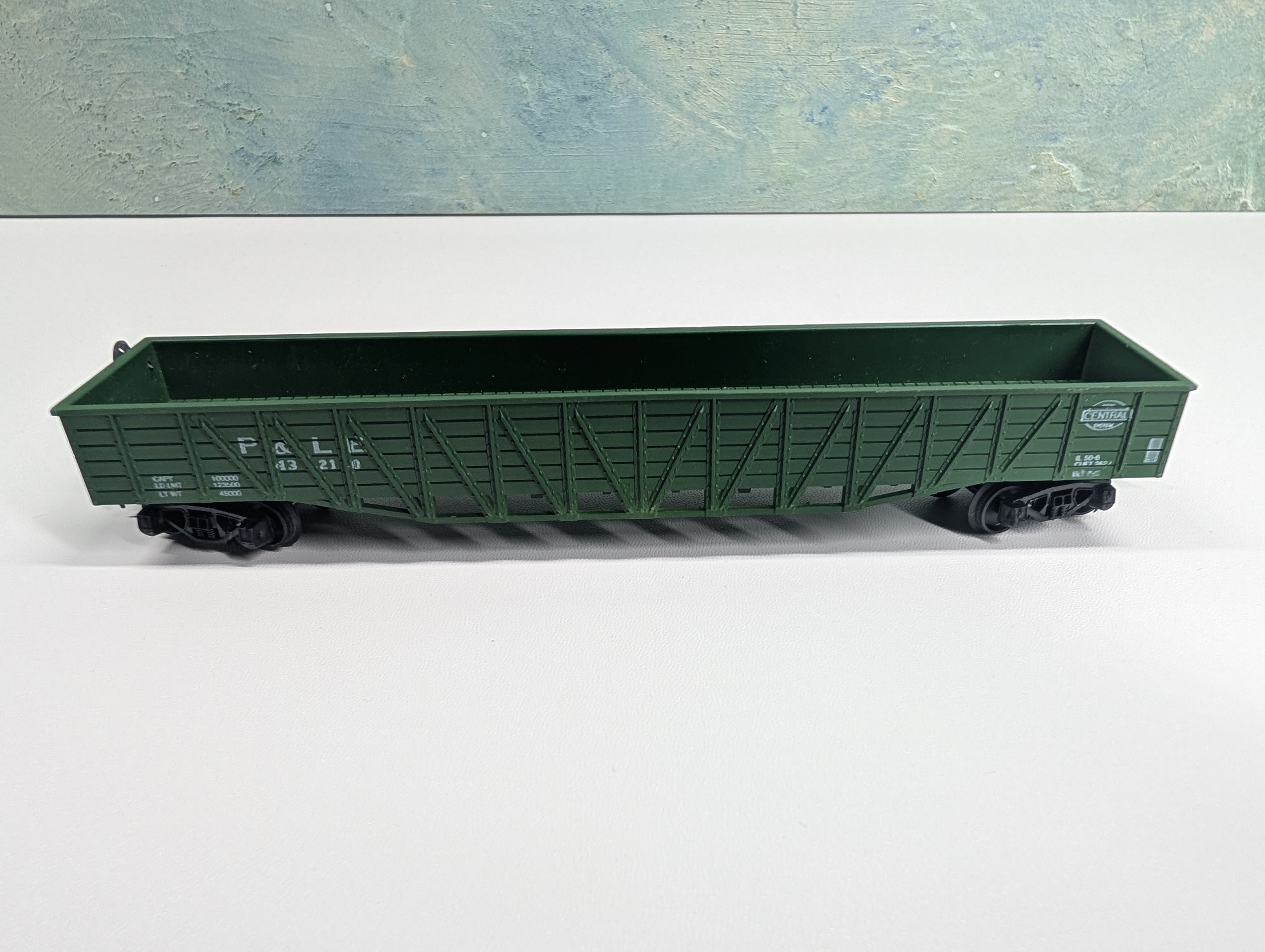 USED ROCO HO Scale 50' Wooden OB Gondola Pittsburgh & Lake Erie P&LE #43210