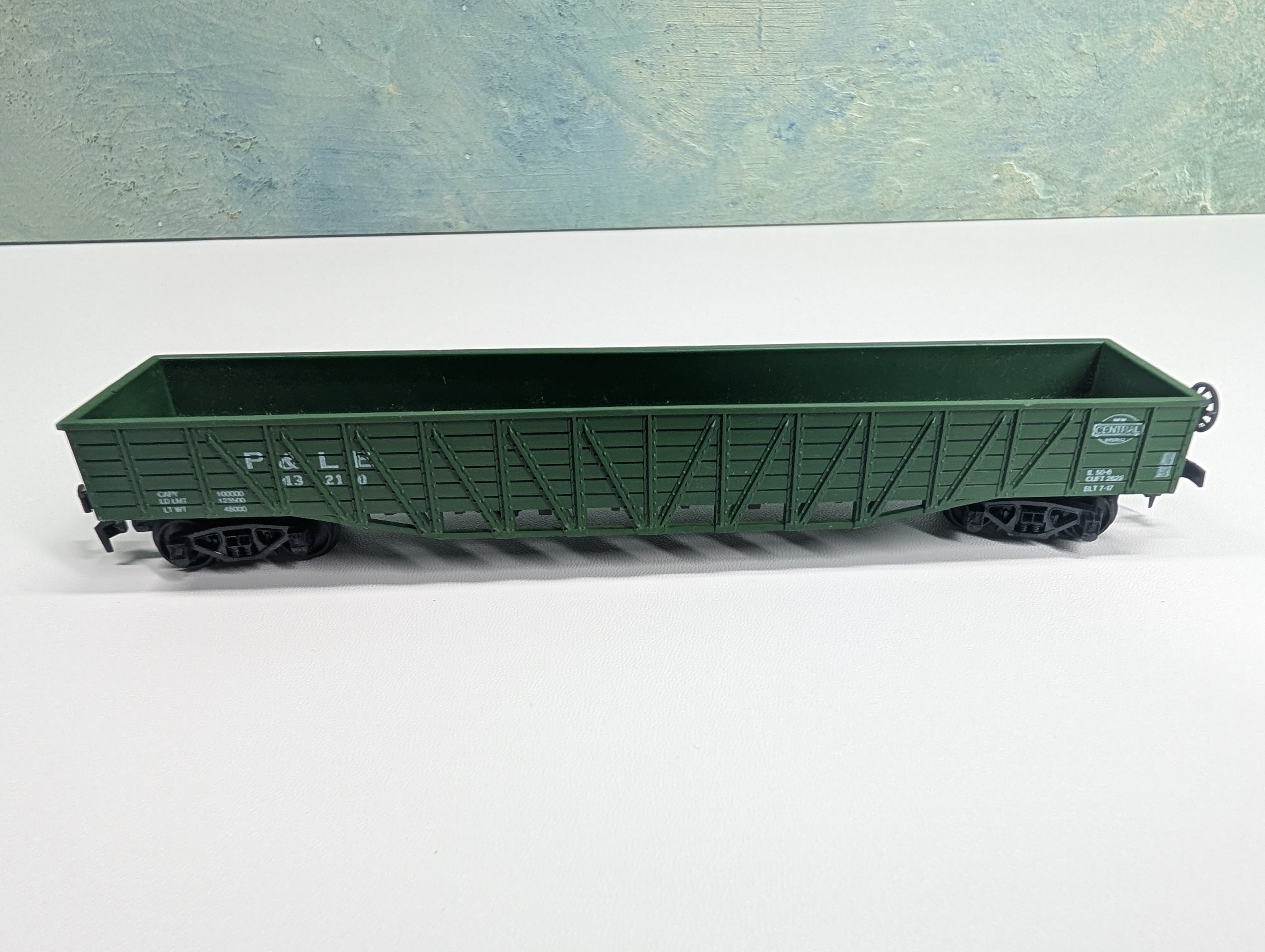 USED ROCO HO Scale 50' Wooden OB Gondola Pittsburgh & Lake Erie P&LE #43210