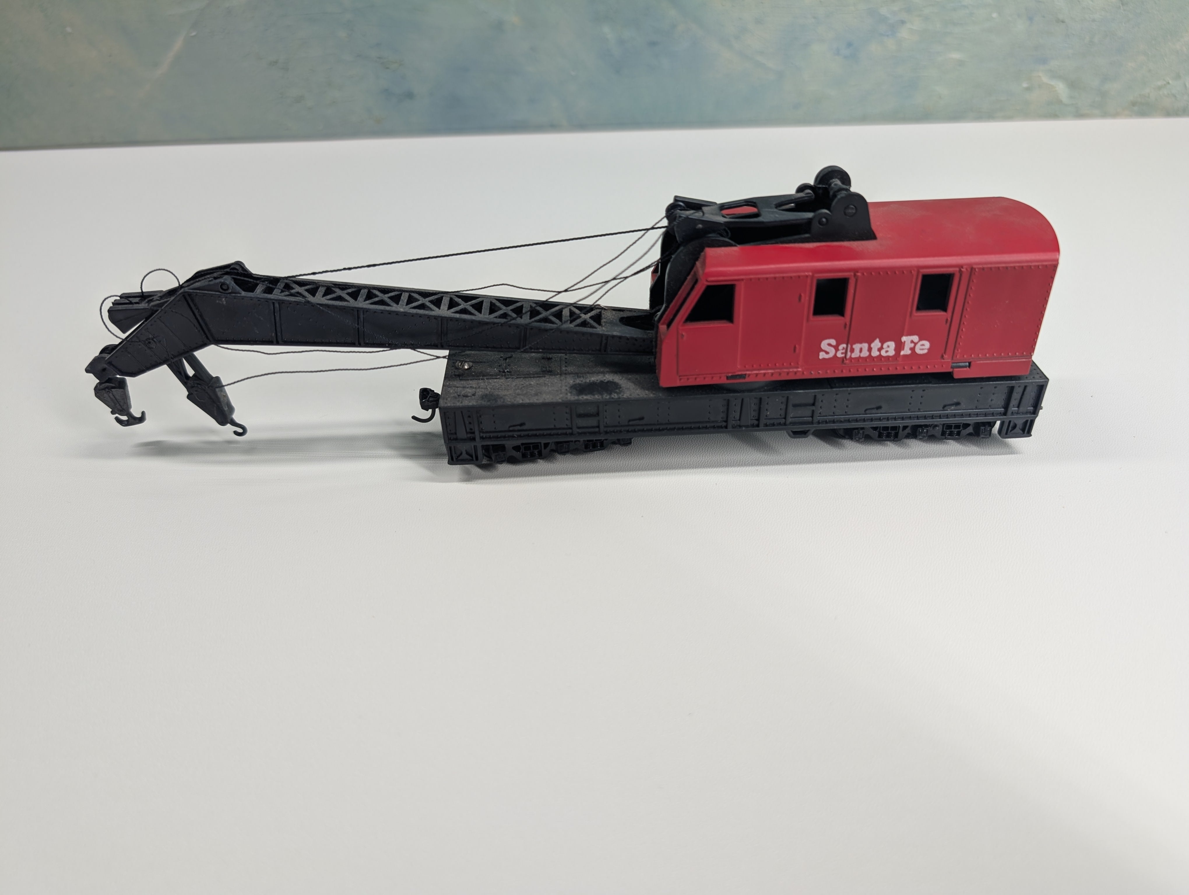 USED Tyco HO Scale Boom Crane Santa Fe No Crank Tool
