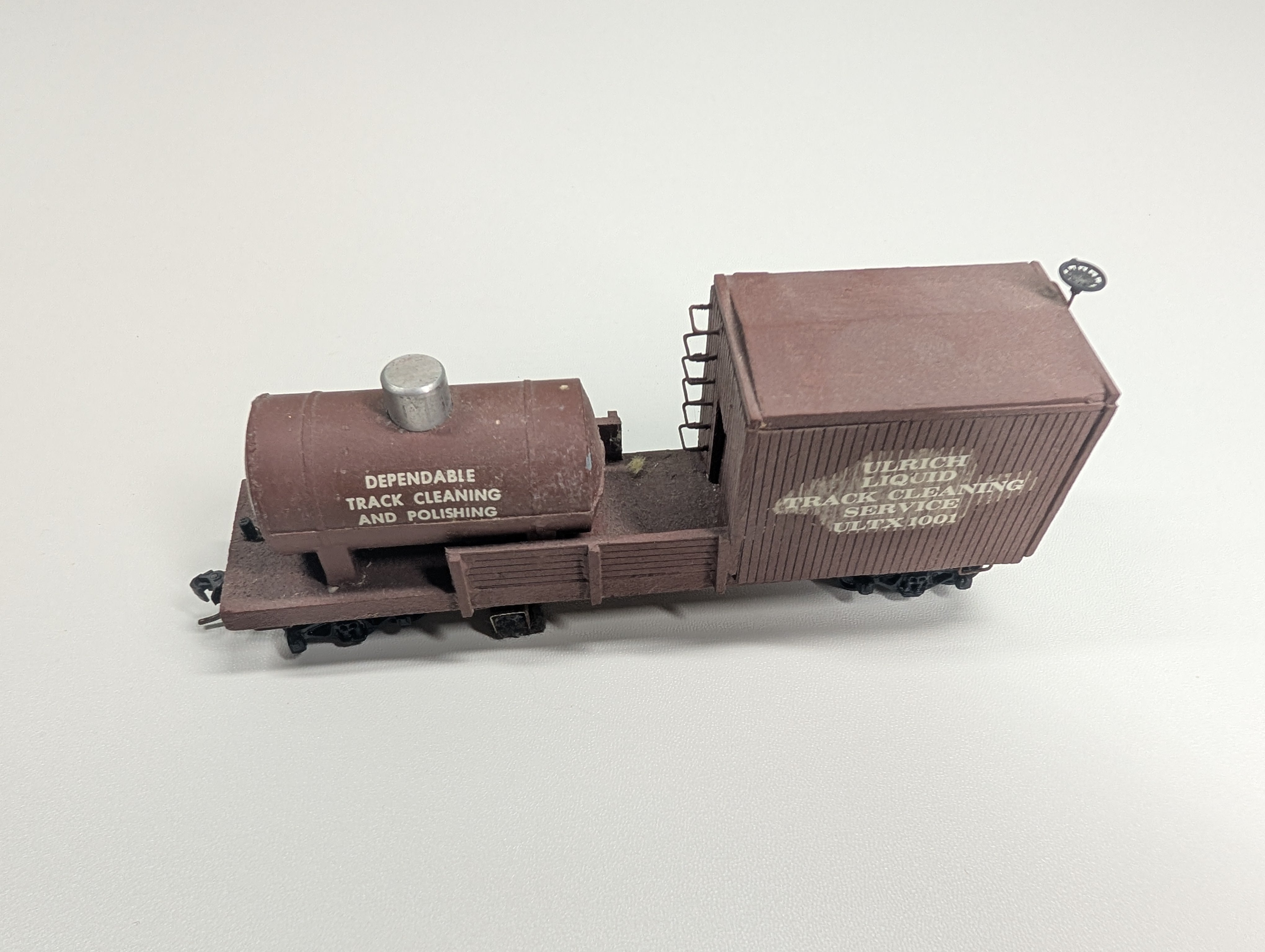 USED Ulrich #931-180 HO Scale Liquid Track Cleaning Service Car UTLX 1001 Wood