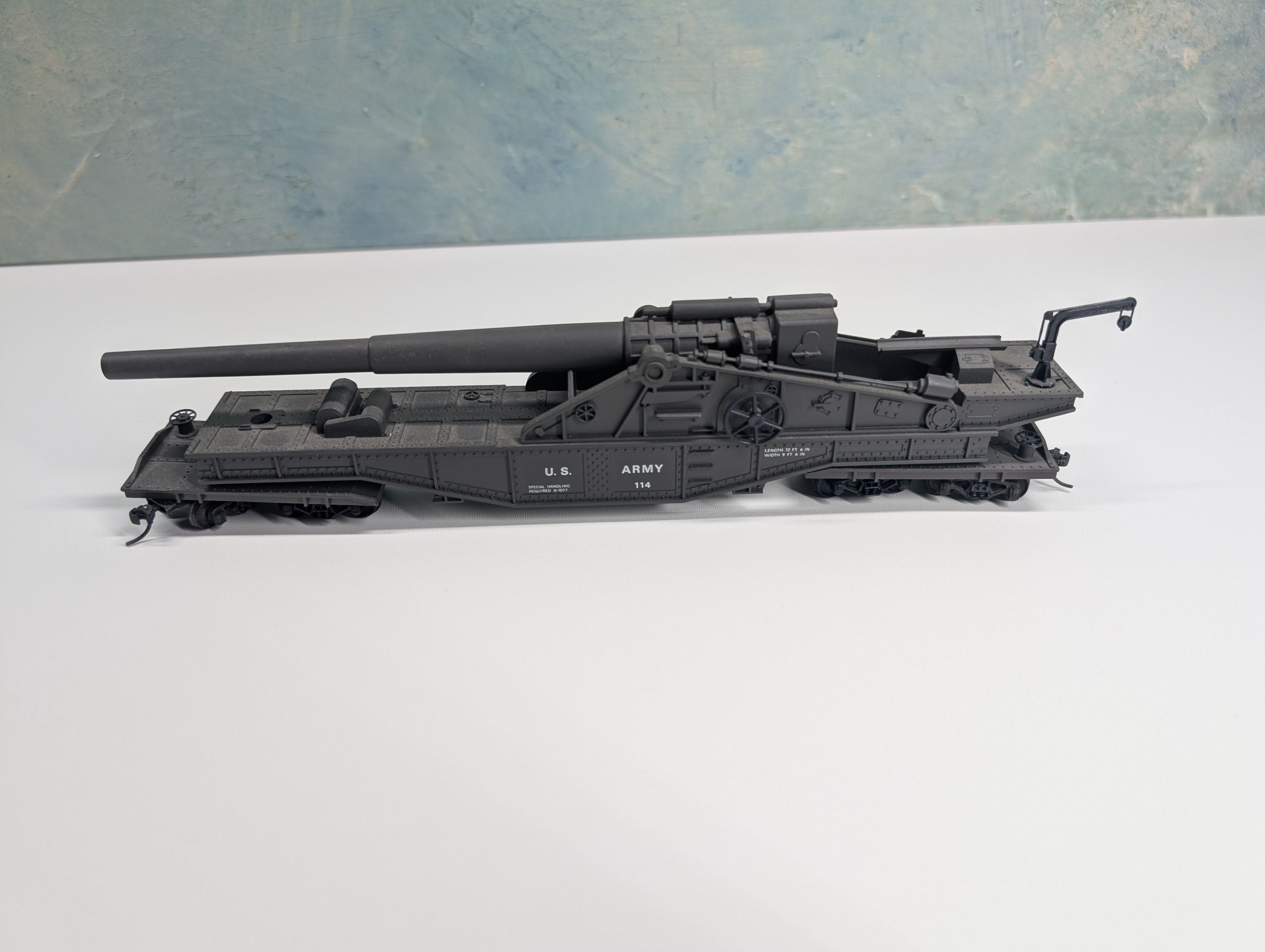 USED AHM HO Scale Large Cannon Railway Gun Car United States Army #114