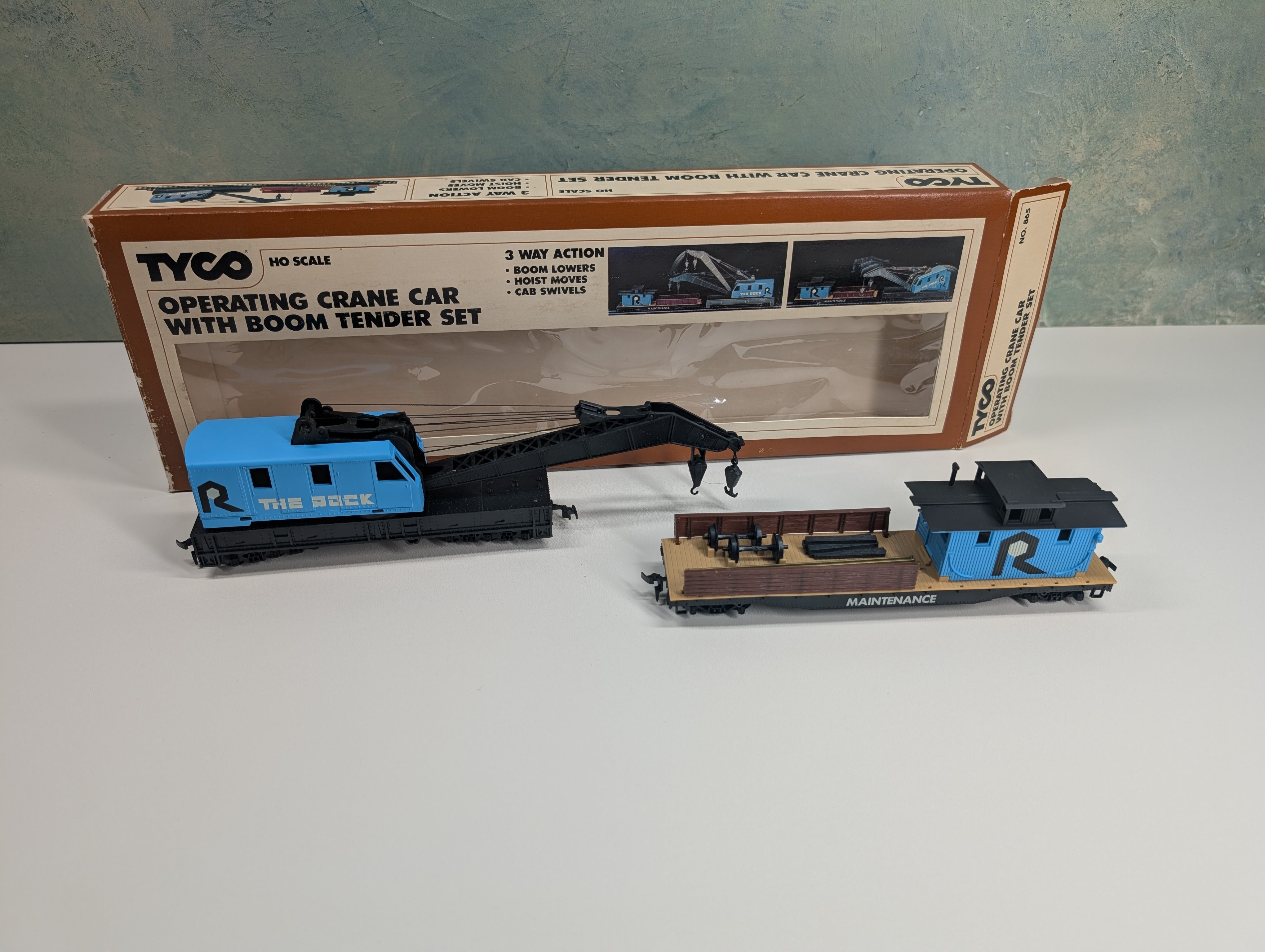 USED Tyco 865 HO Scale Operating Crane Car w/ Boom Tender Set Rock Island