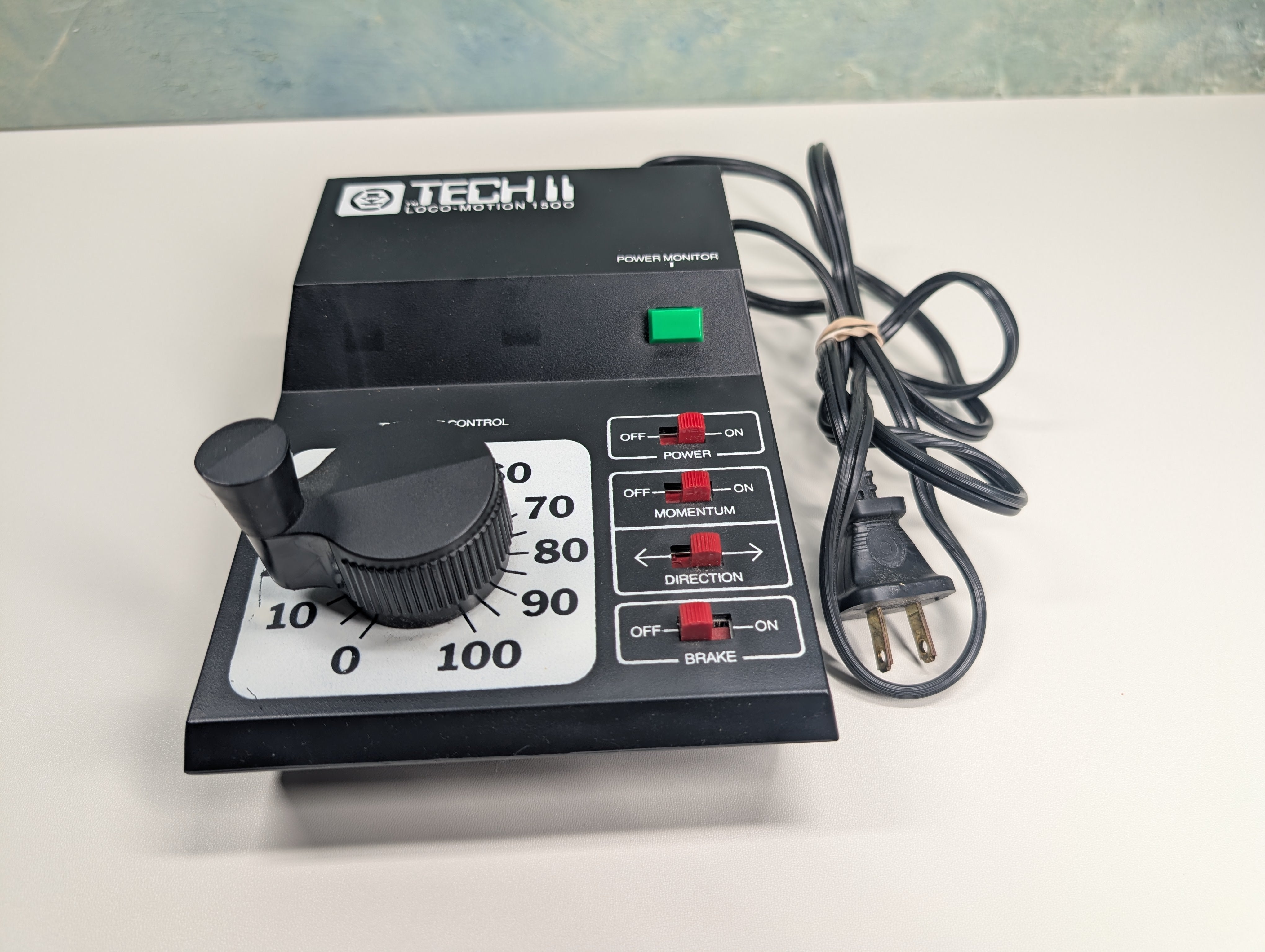 USED MRC MULTI Scale Tech II Loco-Motion 1500 Transformer (HO & N) Tested