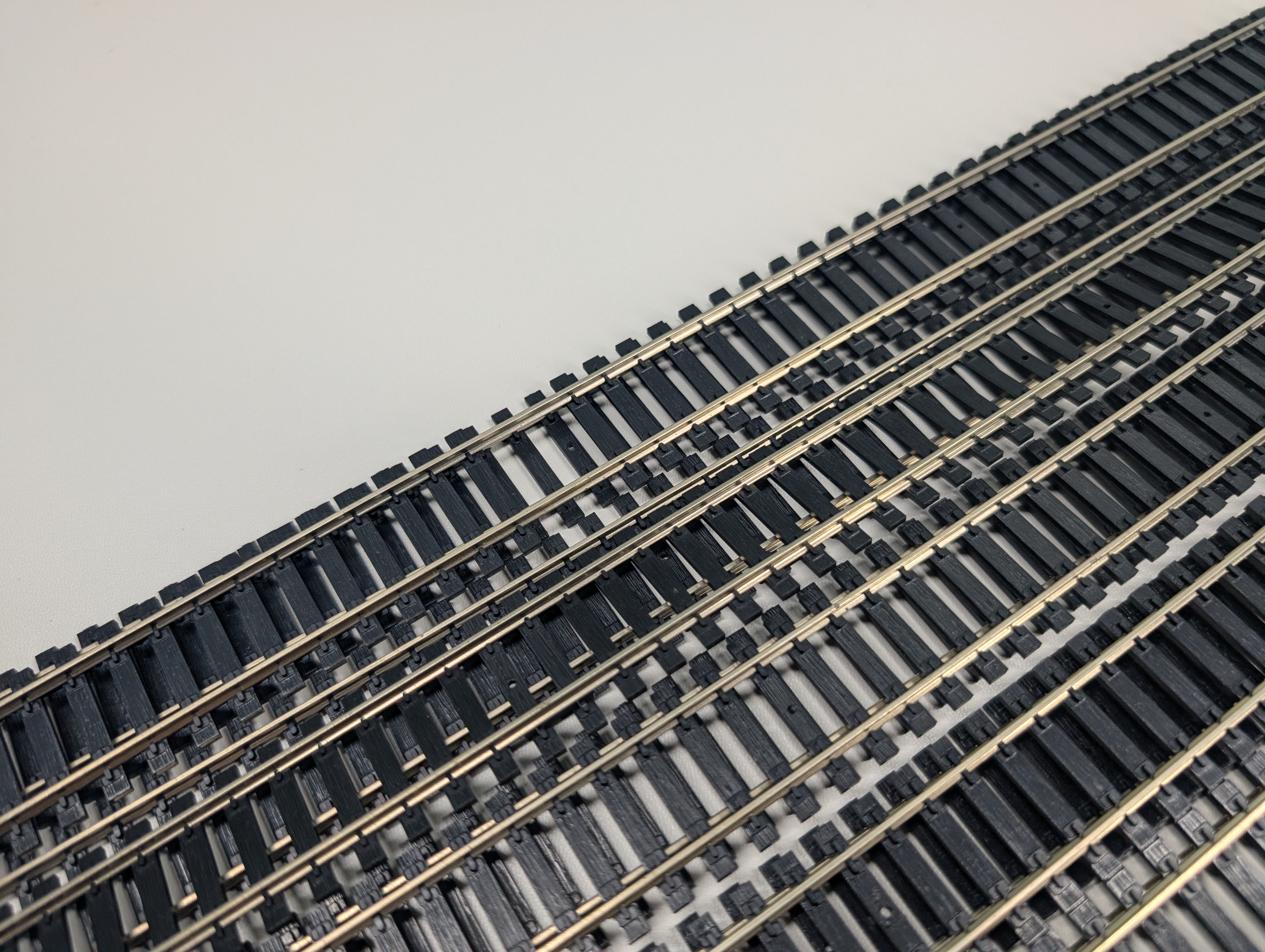 USED Atlas HO Scale Flex Track, Code 100 (12 pcs)