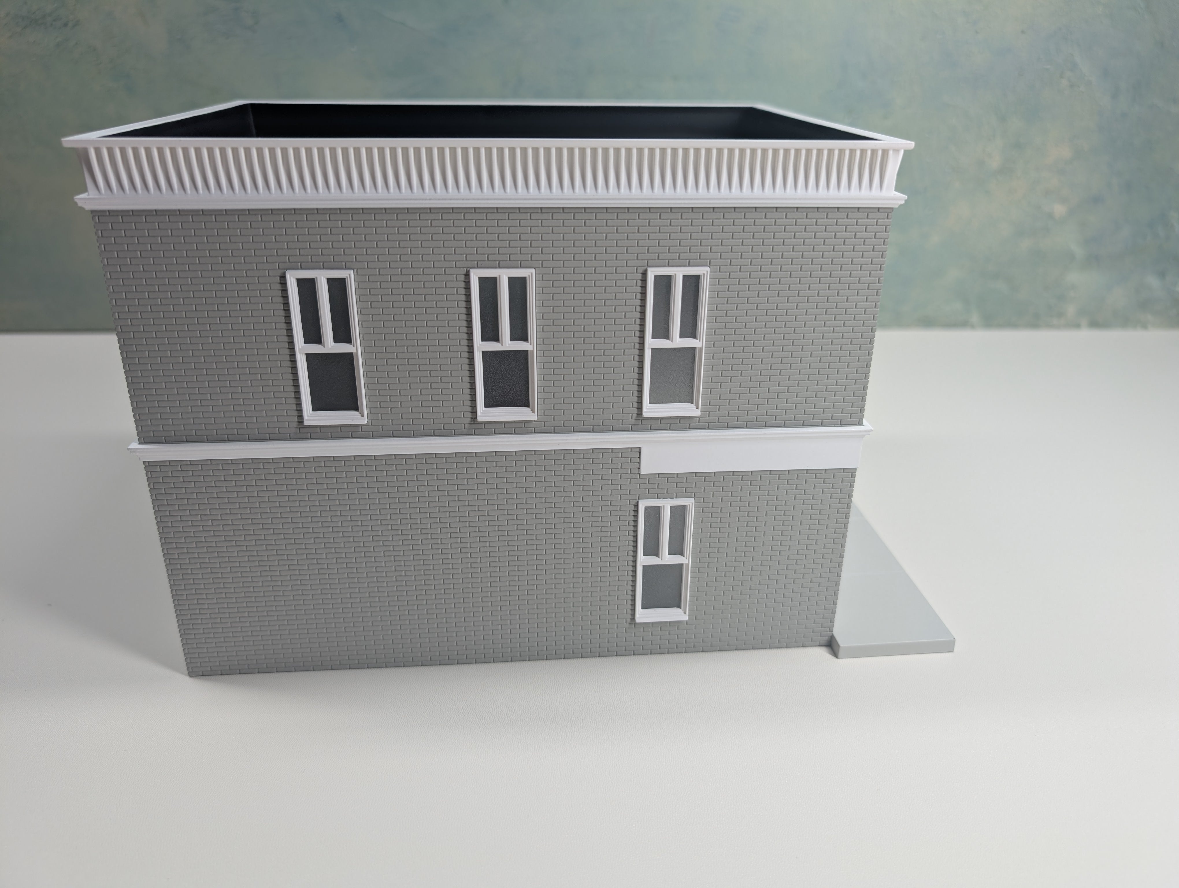 USED Lionel 6-34129 O Kiddie City Toy Store, Main Street Building Lionelville