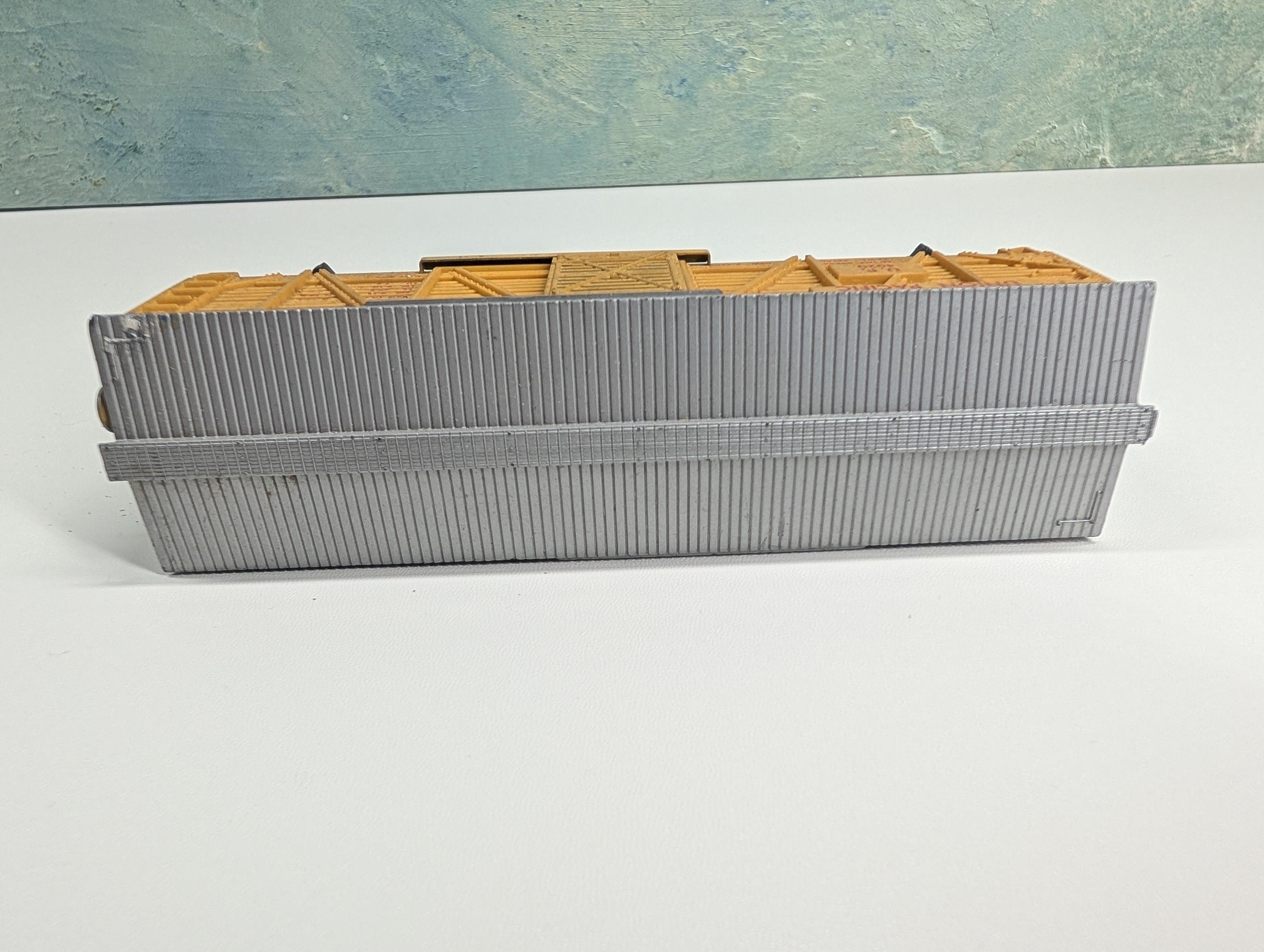 USED REVELL HO Scale Stock Car Union Pacific UP #4020