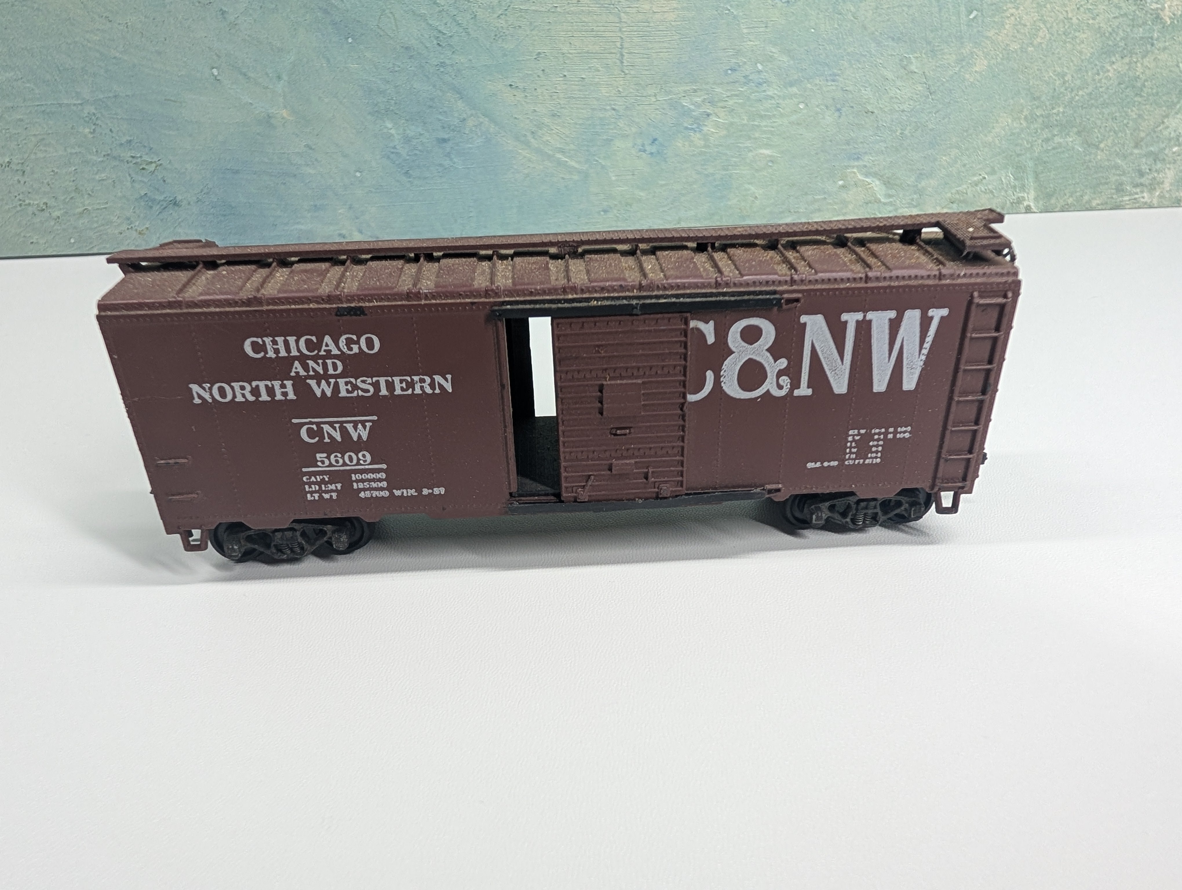 USED Athearn HO Scale 40' Box Car Chicago & North Western CNW #5609