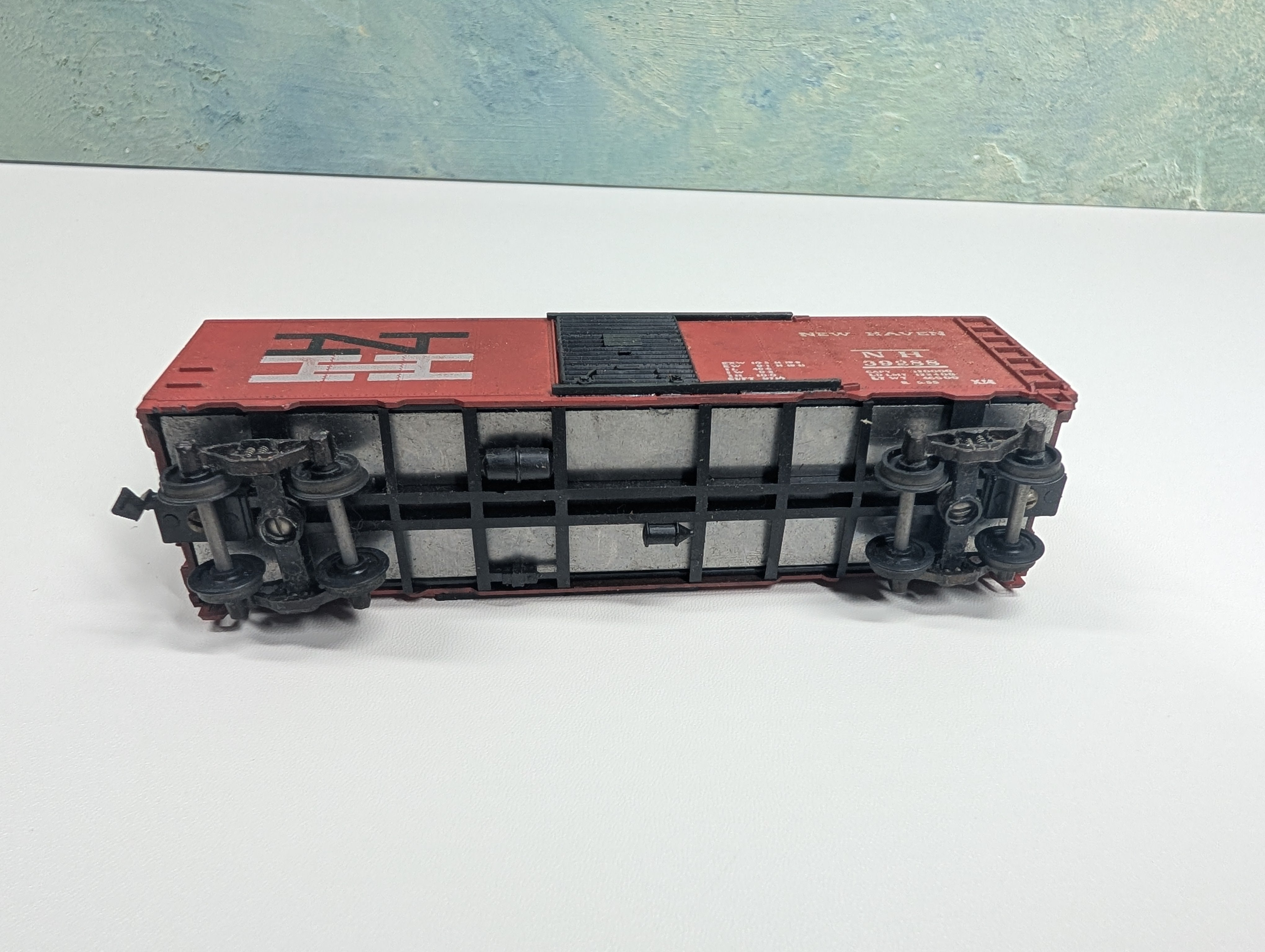 USED Athearn HO Scale 40' Box Car New Haven NH #39288