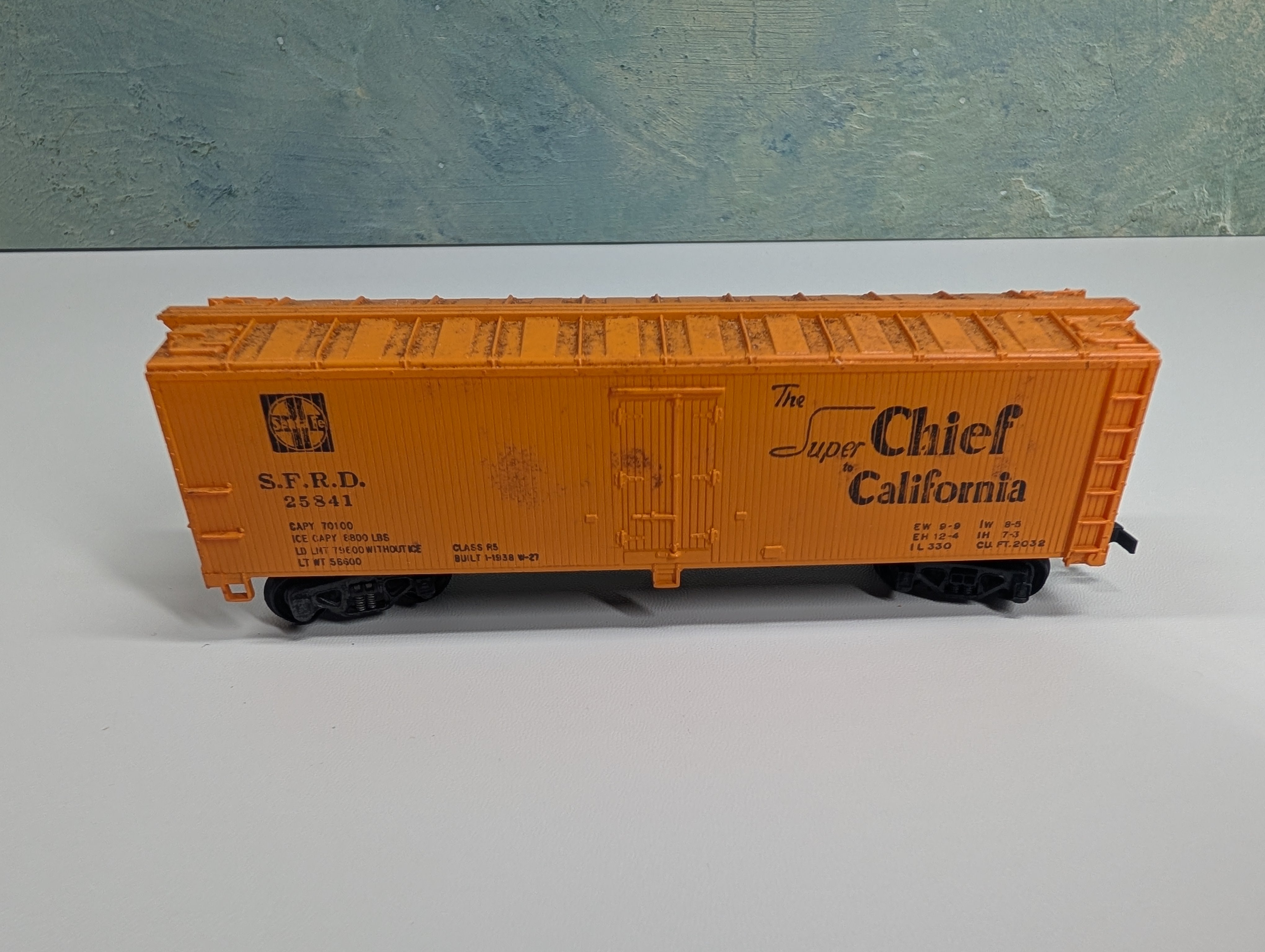 USED Mantua HO Scale 40' Box Car Santa Fe SFRD #25841