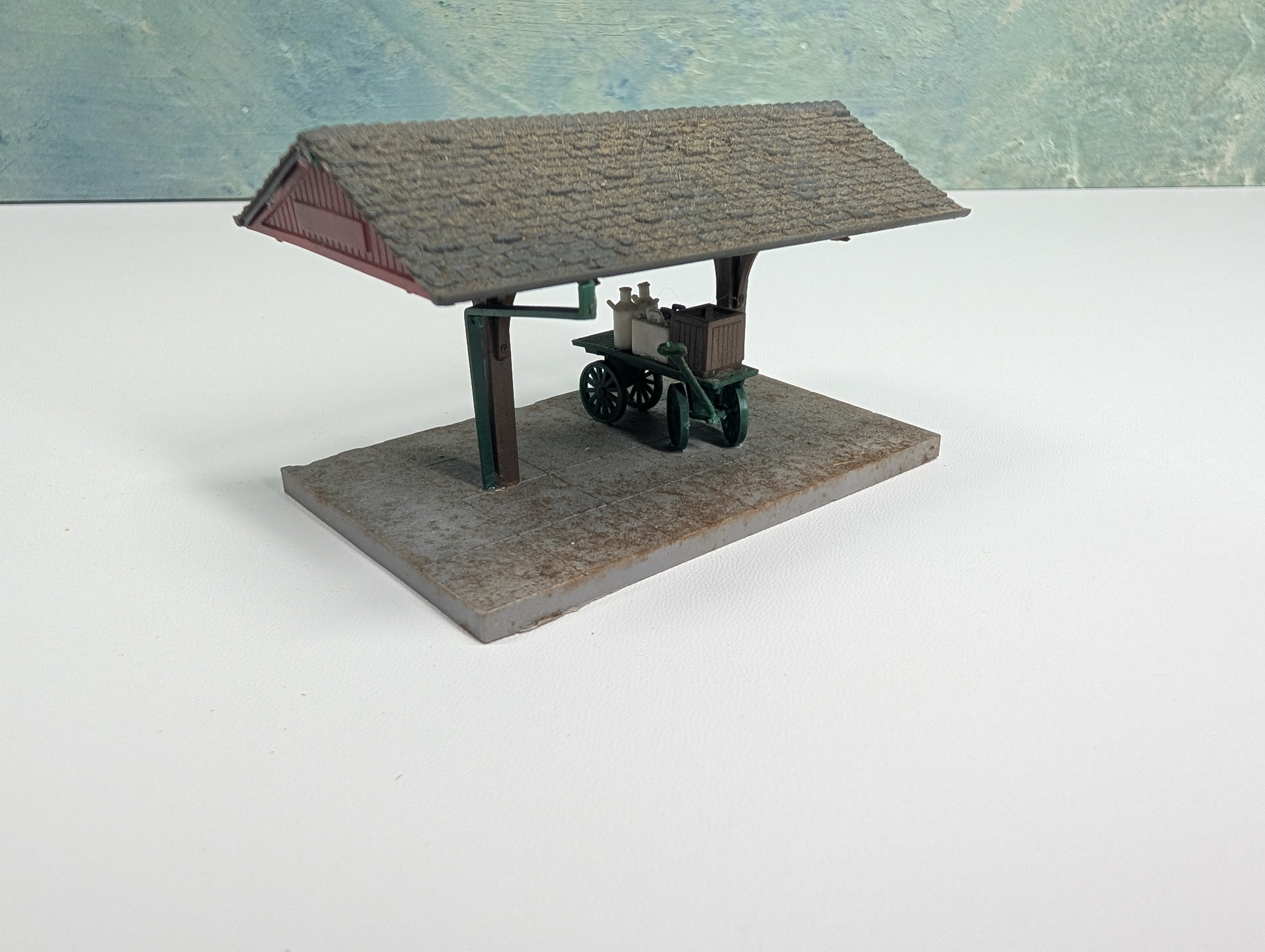 USED HO Scale Small Passenger Platform
