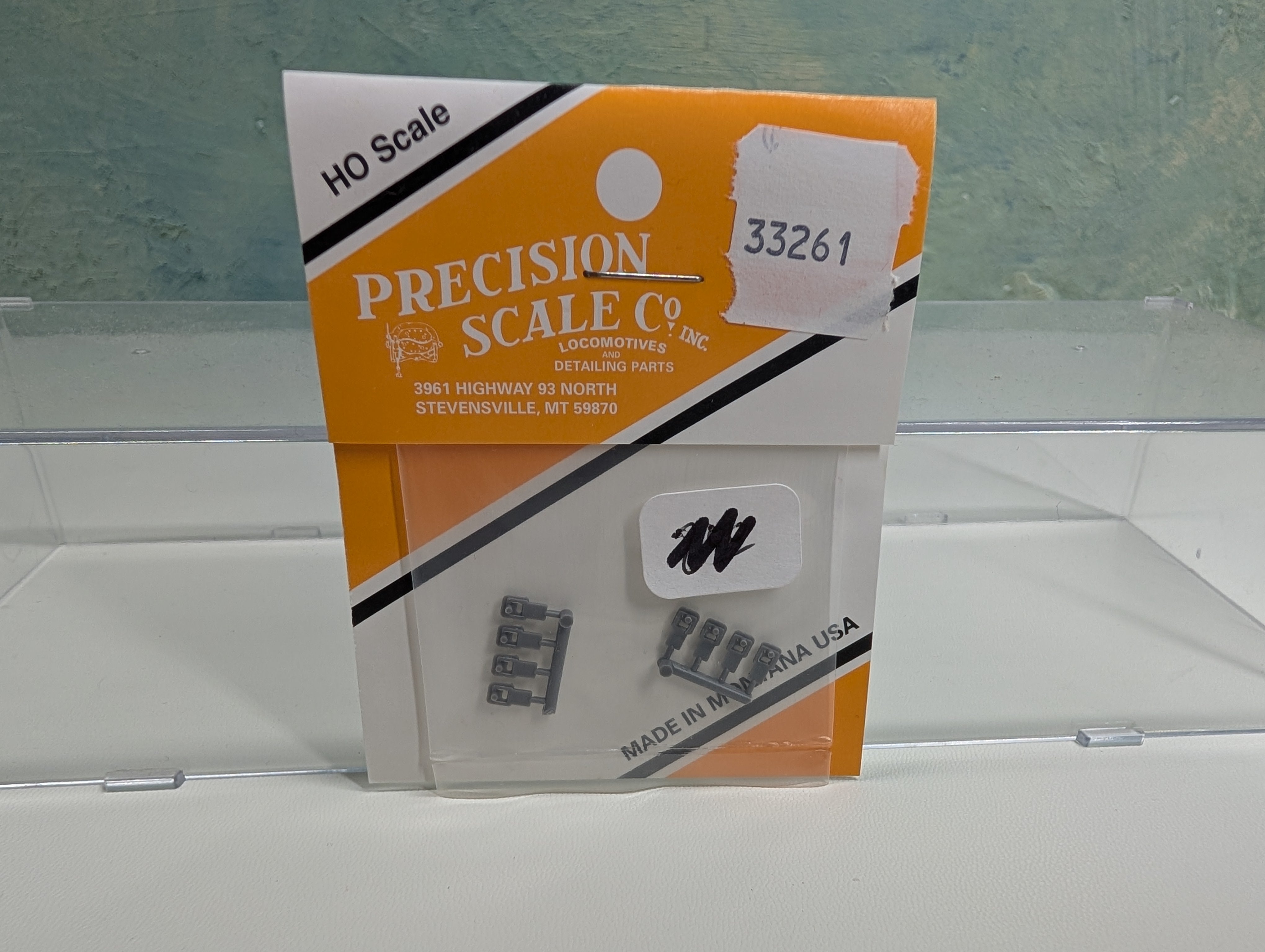Precision Scale Co 33261 HO Scale Recepticle, Charging, 220-Volt, Pullman Passenger, Plastic, Detail Parts