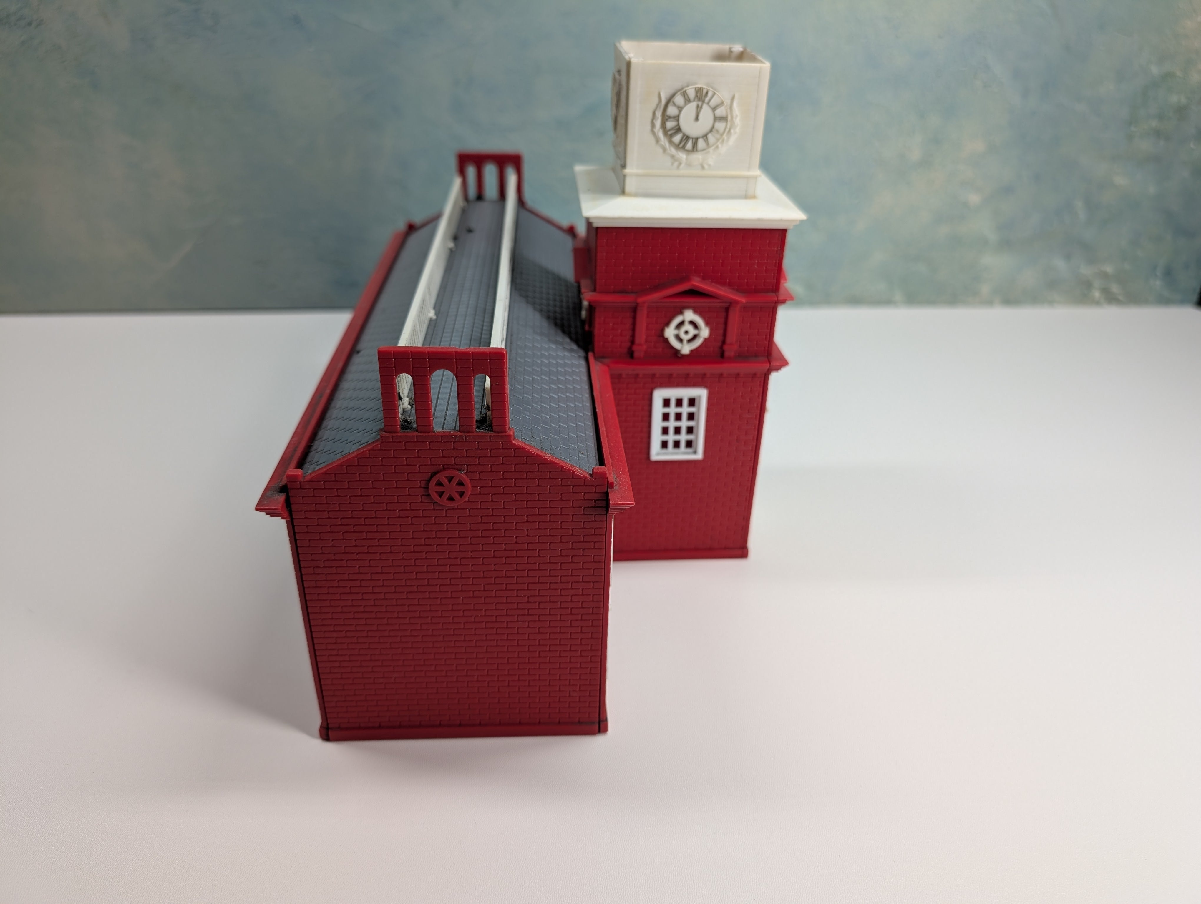 USED Bachmann O Plasticville Independence Hall, City Brick Building