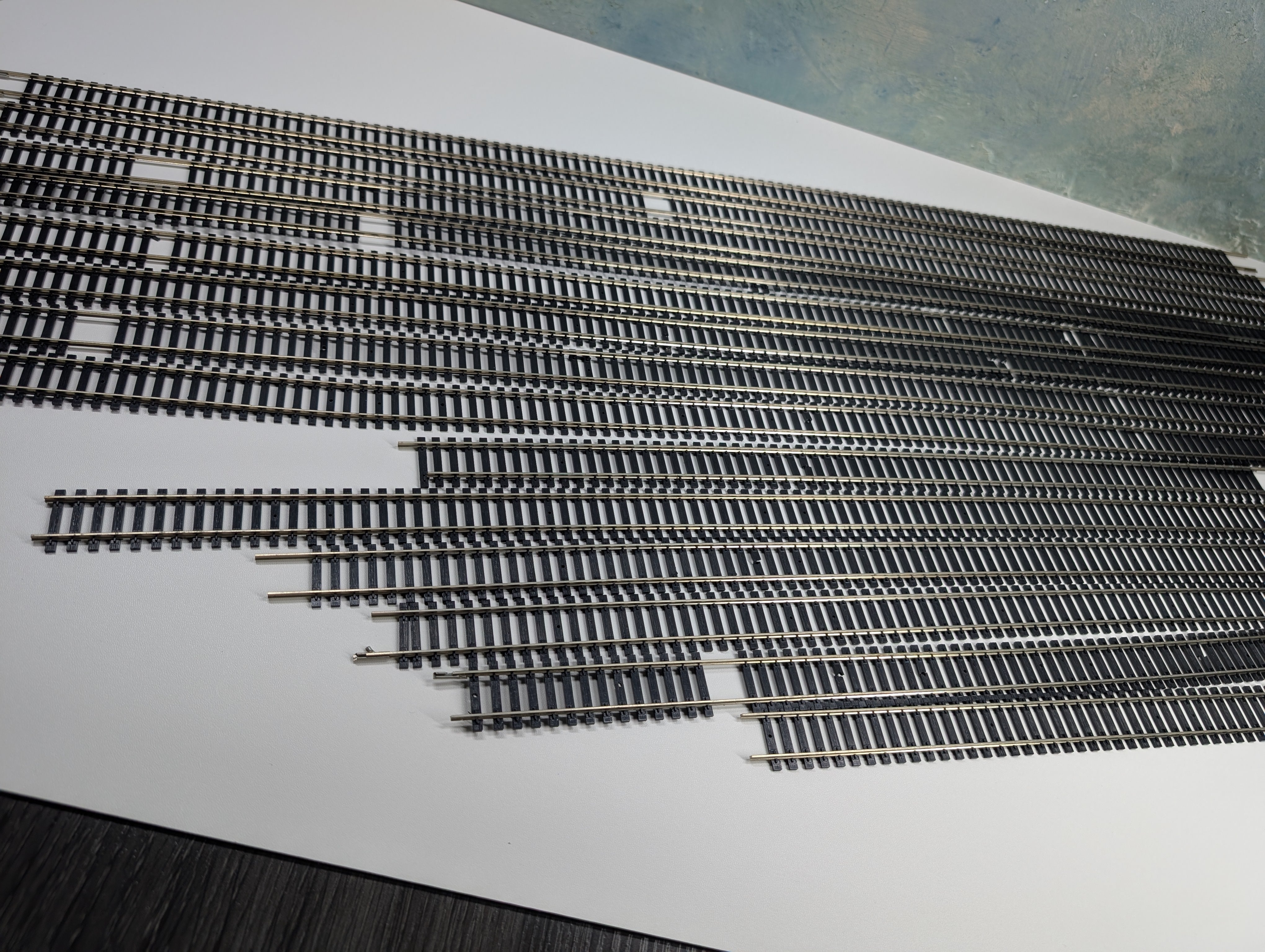 USED Atlas HO Scale Flex Track, Code 100 (14 pcs)